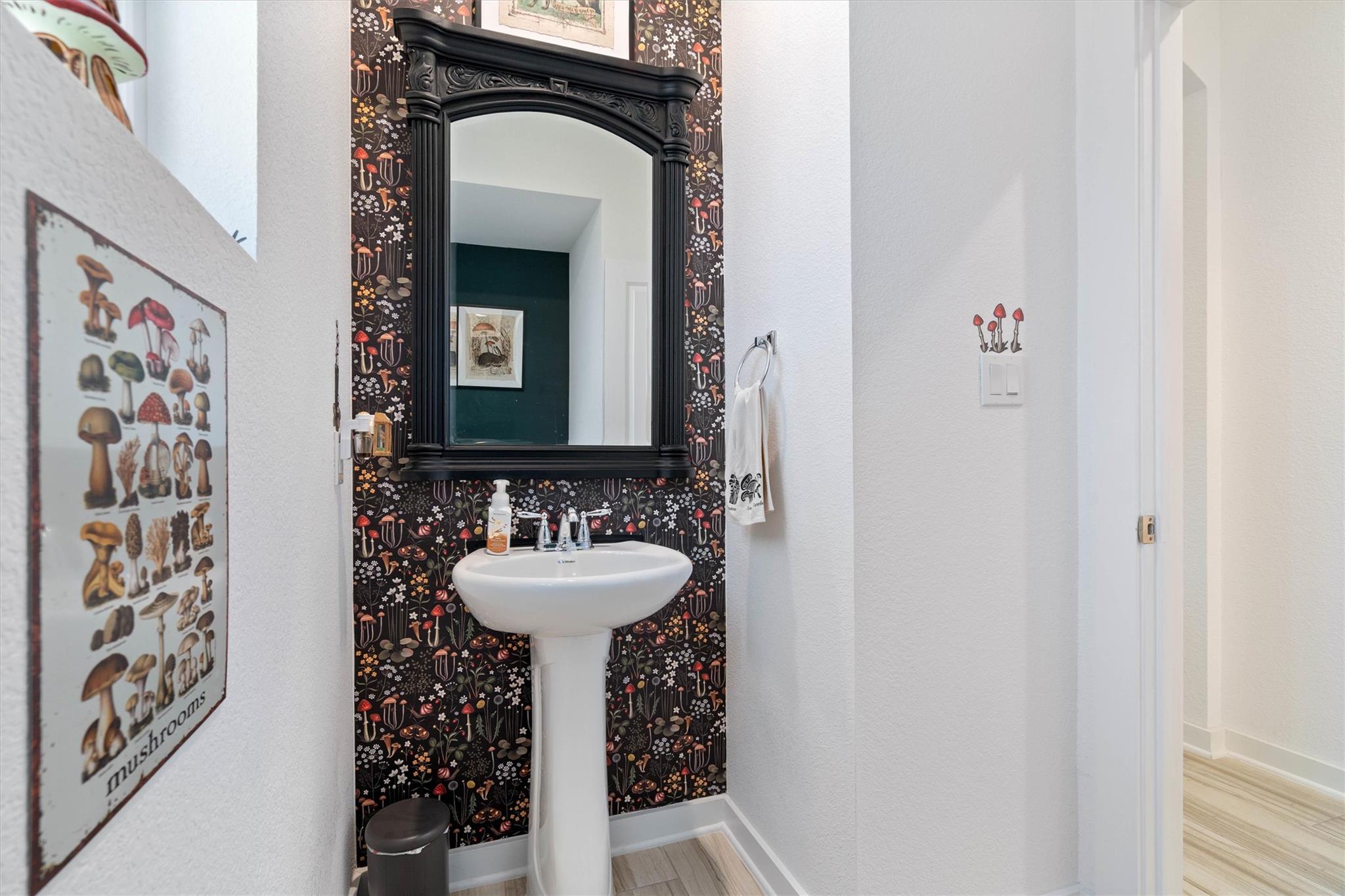 8008 Prairie Rye Dr, Lago Vista, TX 78645