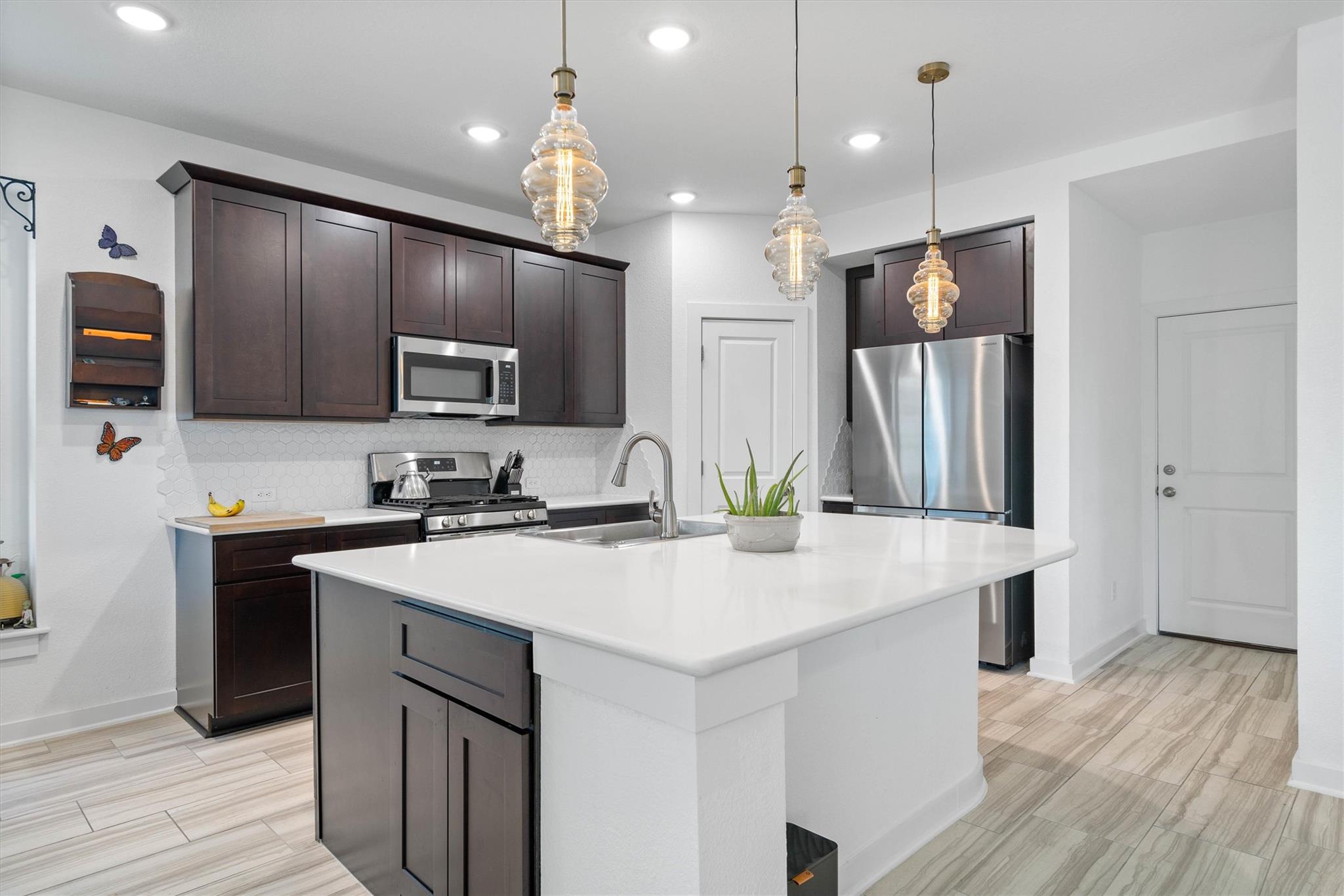 8008 Prairie Rye Dr, Lago Vista, TX 78645