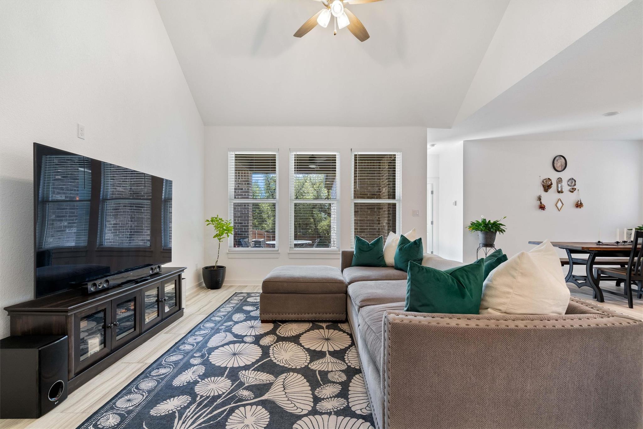 8008 Prairie Rye Dr, Lago Vista, TX 78645
