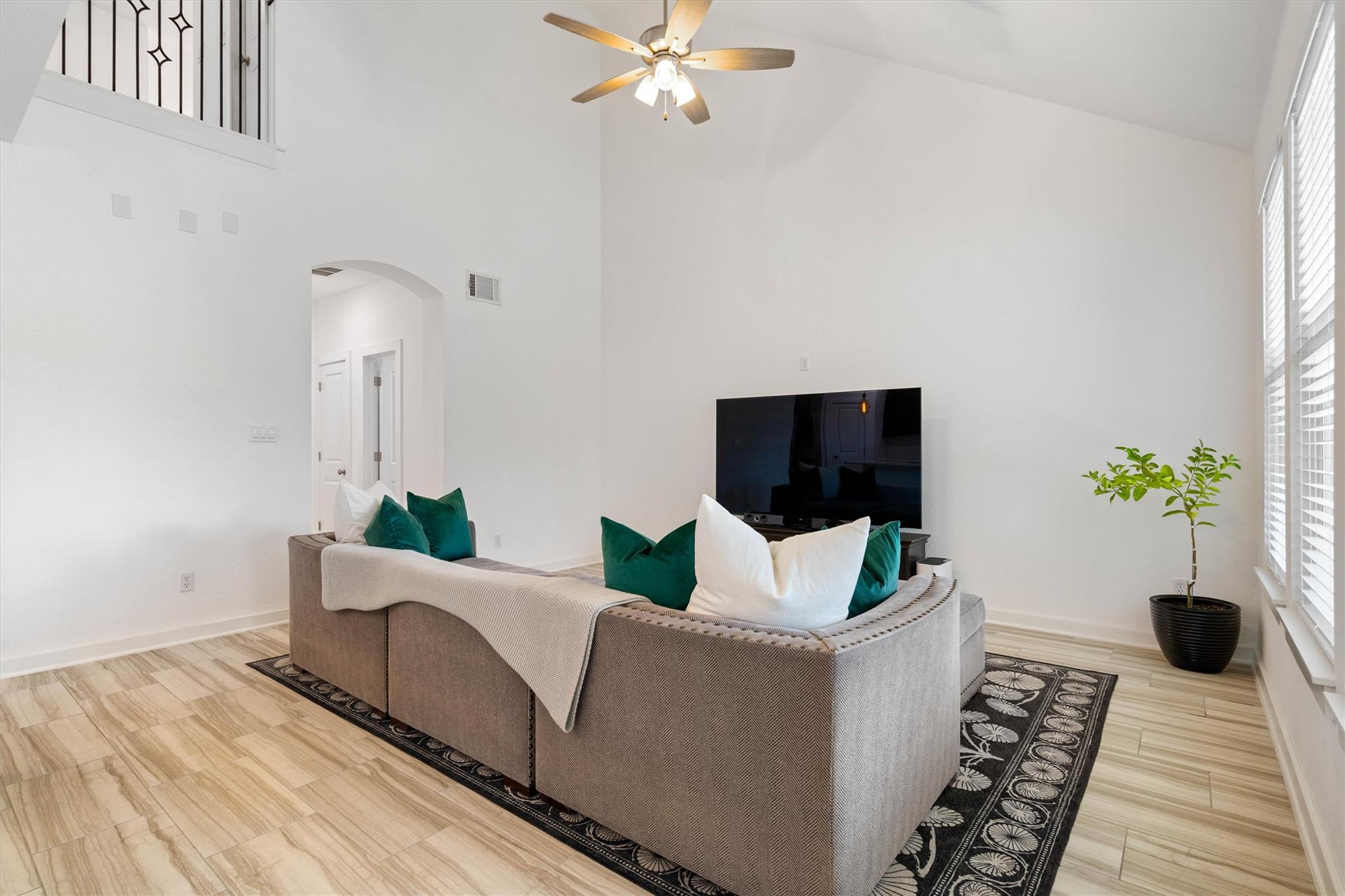 8008 Prairie Rye Dr, Lago Vista, TX 78645