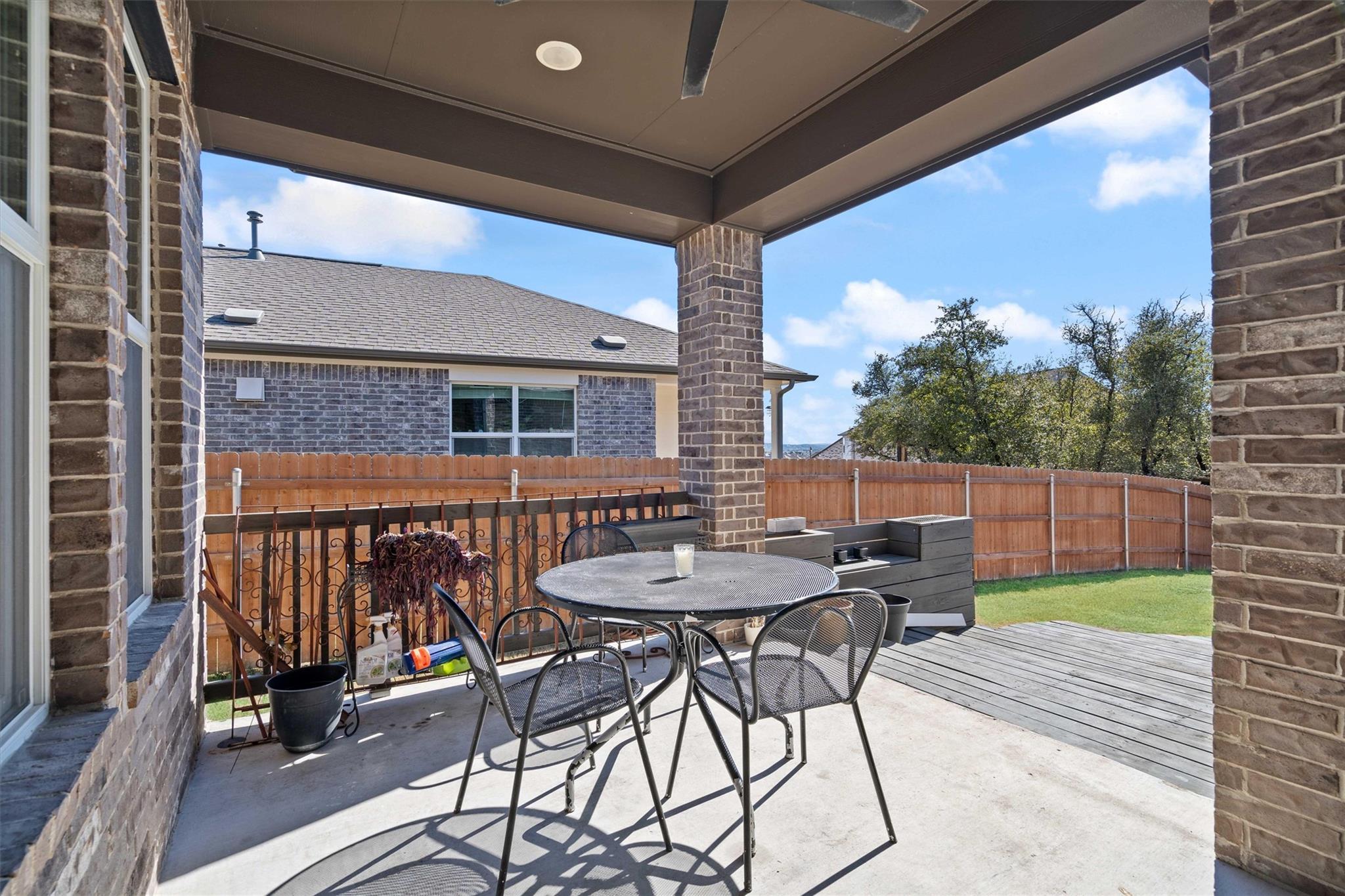 8008 Prairie Rye Dr, Lago Vista, TX 78645