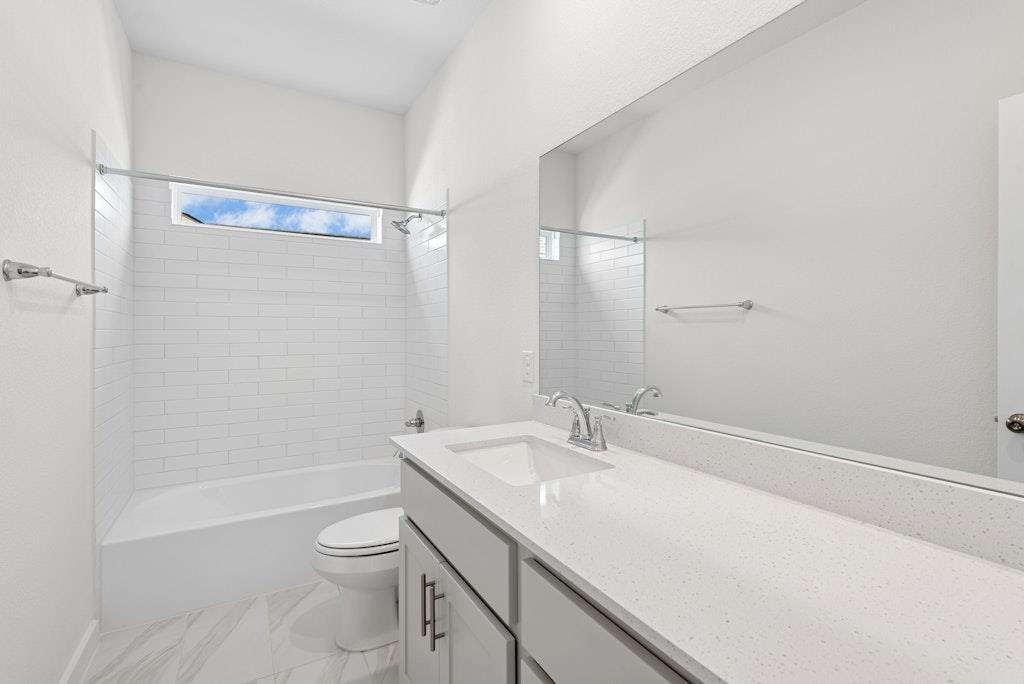 308 Amista Dr, Liberty Hill, TX 78642