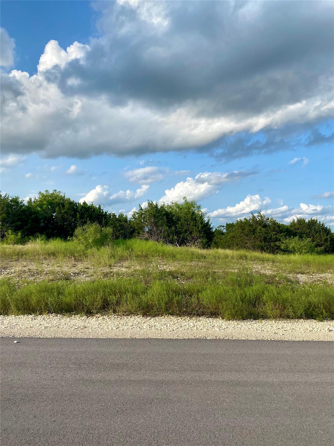 30 Shin Oak Dr, Lampasas, TX 76550