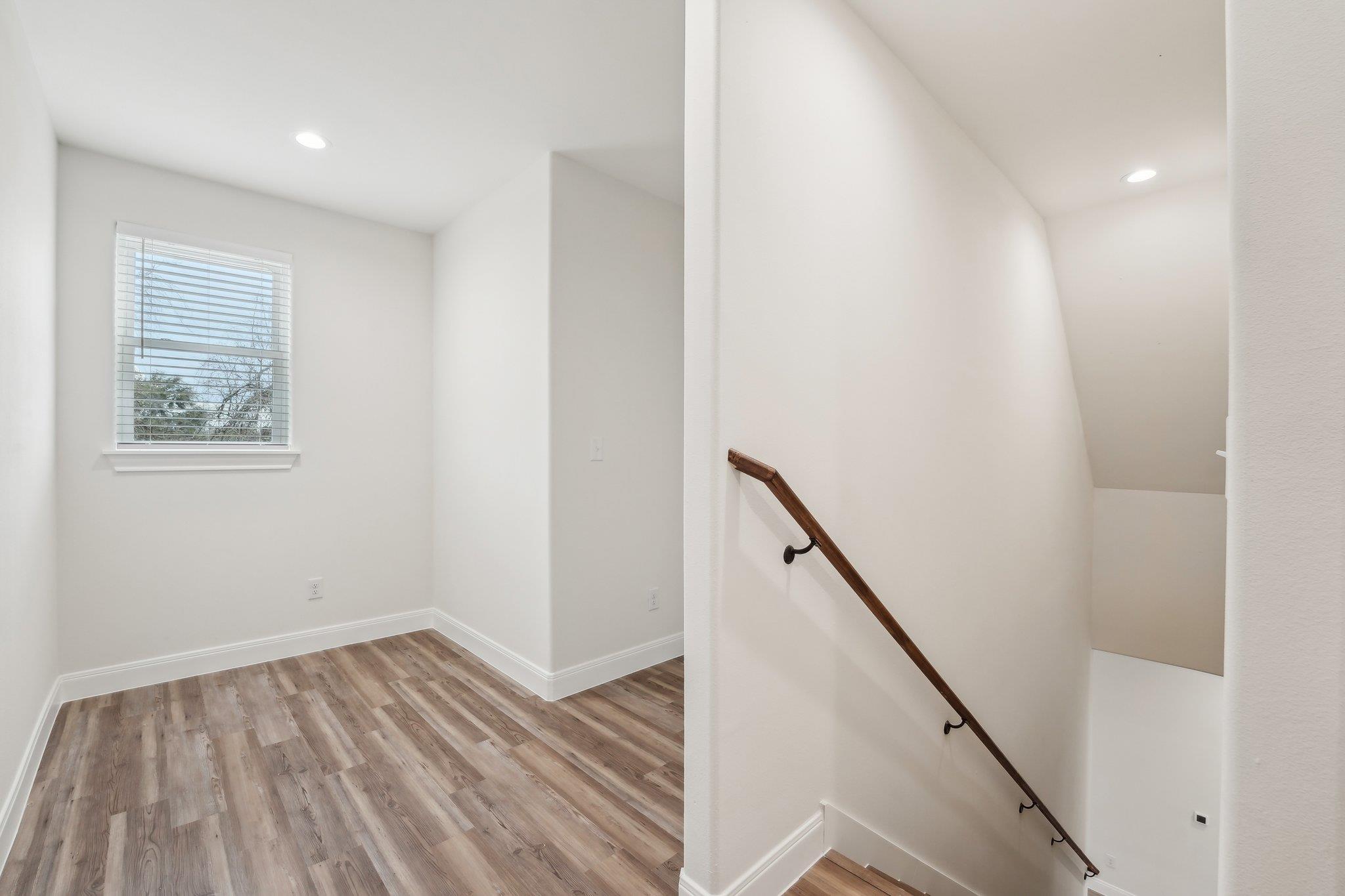 105 Callie St, Smithville, TX 78957