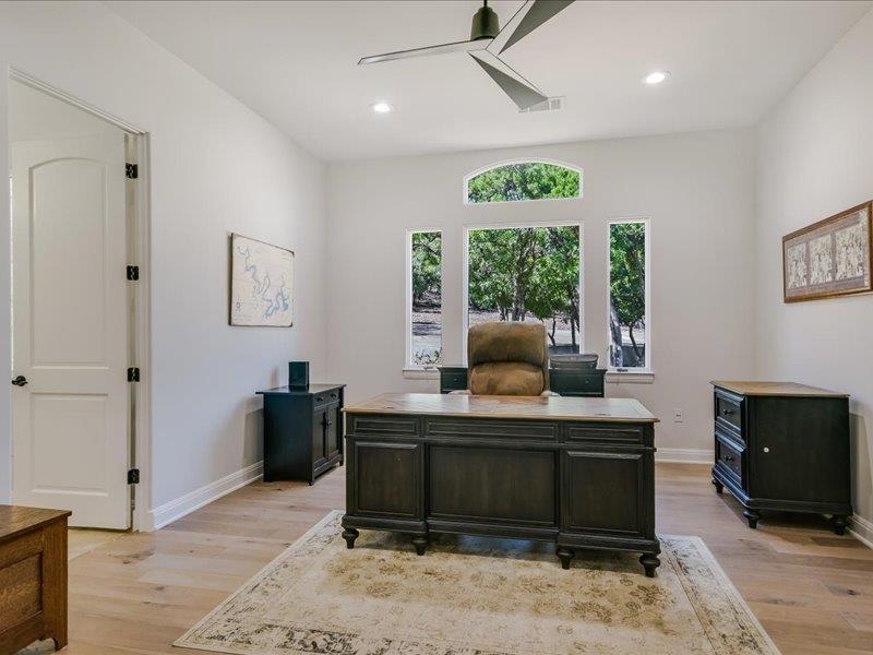 107 N Angel Light Dr, Spicewood, TX 78669