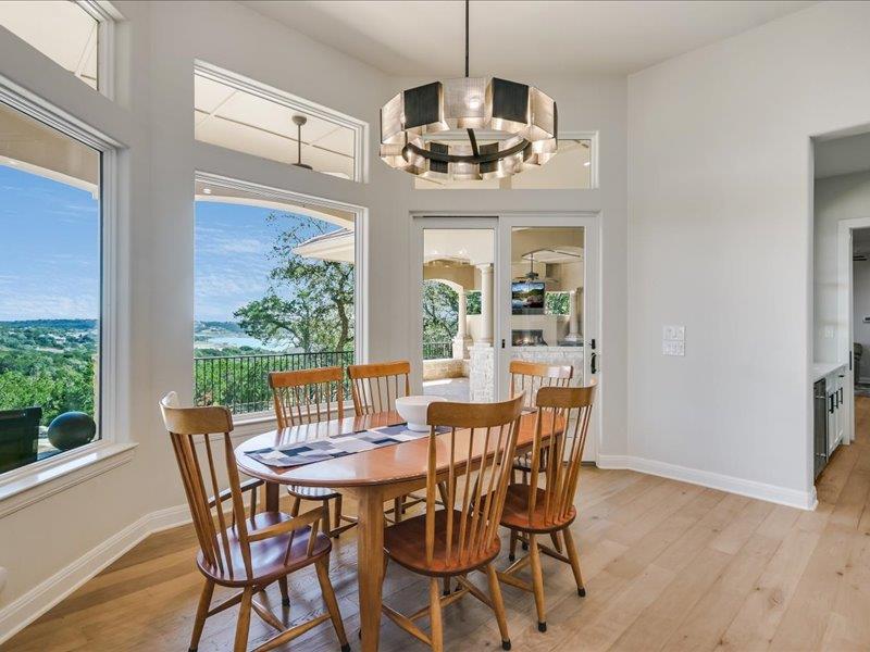 107 N Angel Light Dr, Spicewood, TX 78669