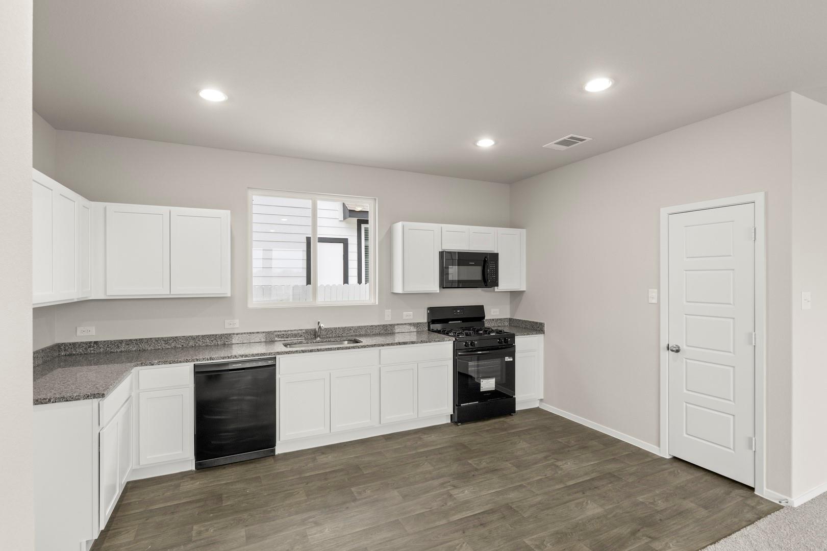 3085 Winding Creek Rd, Kyle, TX 78640