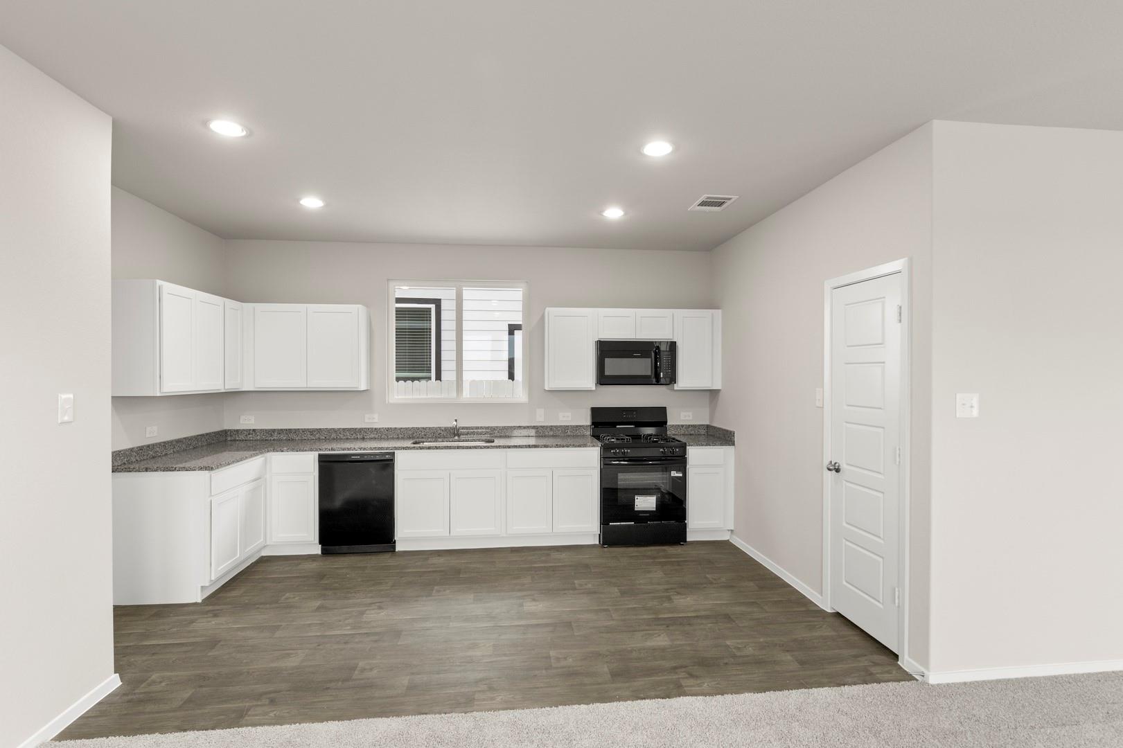 3085 Winding Creek Rd, Kyle, TX 78640