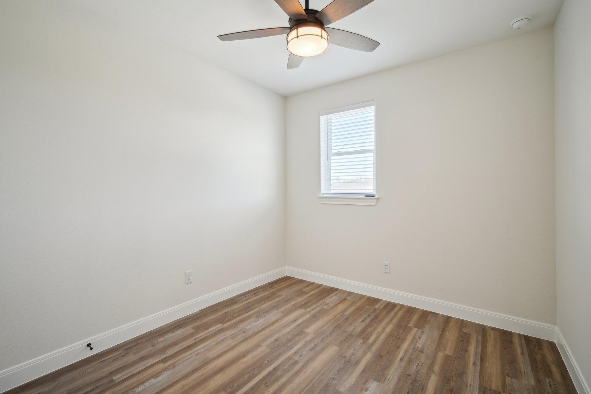 109 Callie St, Smithville, TX 78957