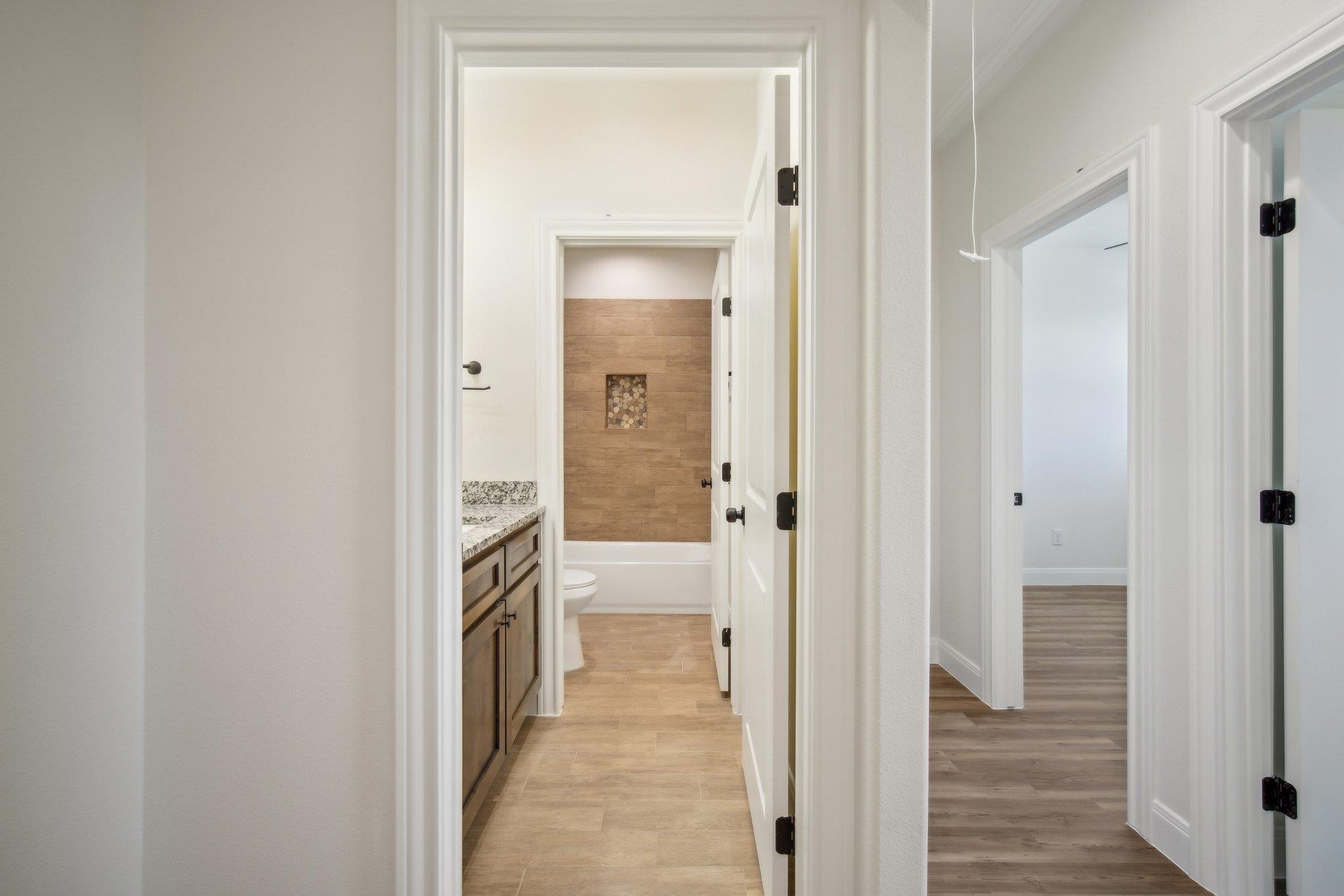 109 Callie St, Smithville, TX 78957