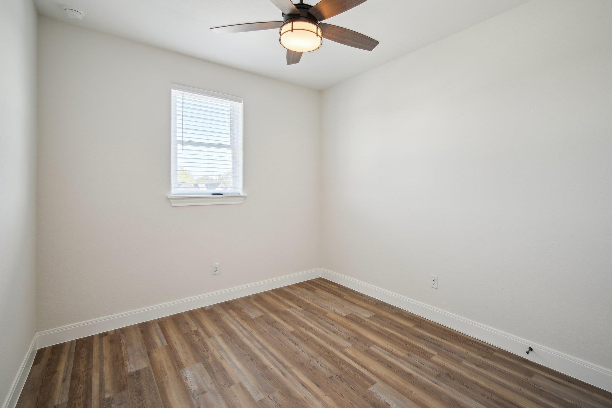 109 Callie St, Smithville, TX 78957