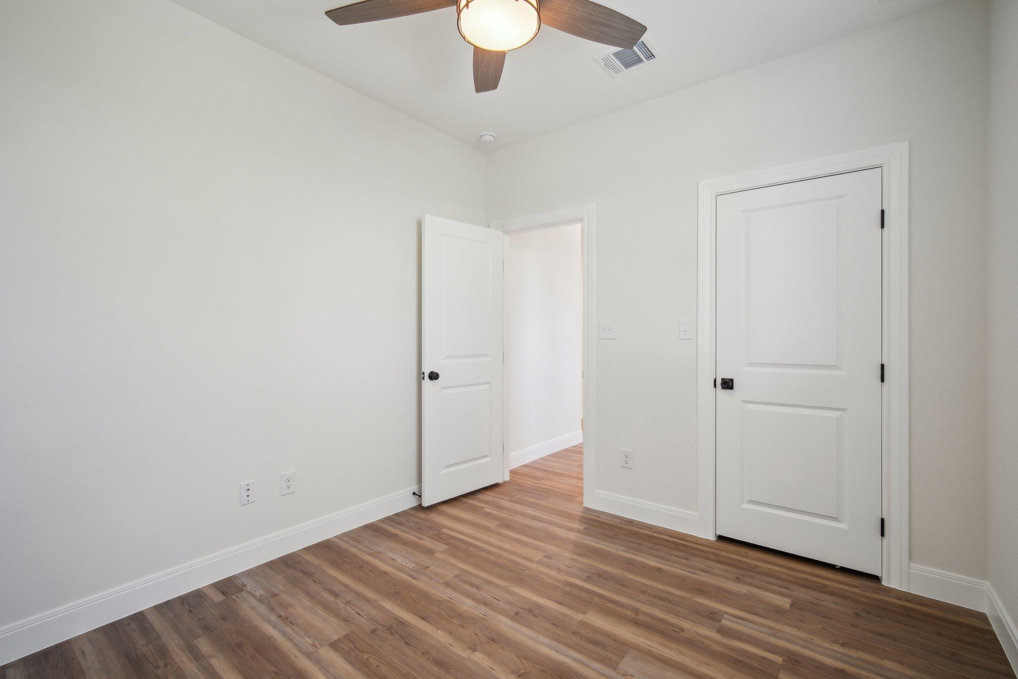 109 Callie St, Smithville, TX 78957