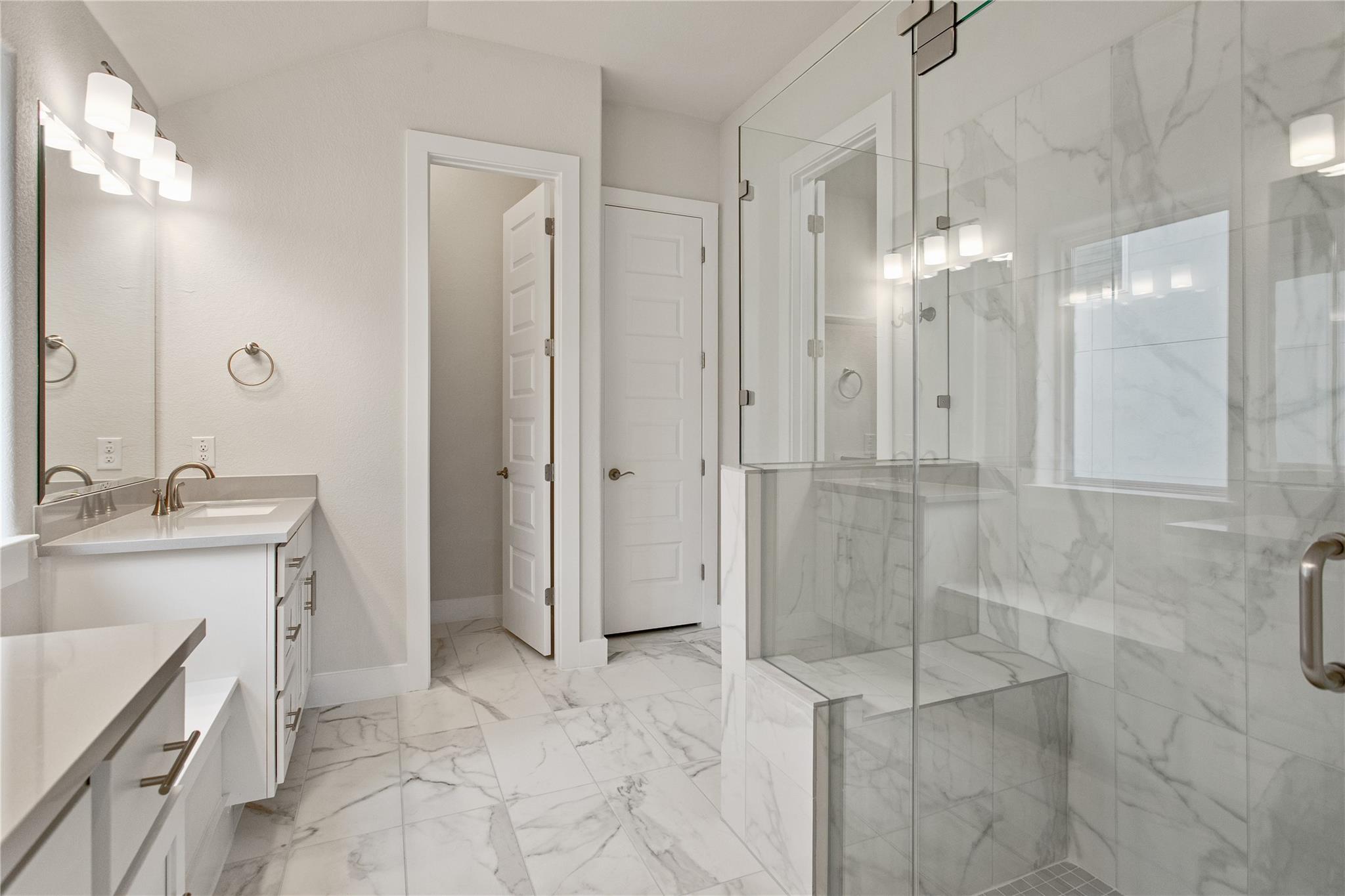 422 Sitlington Ln, Austin, TX 78738