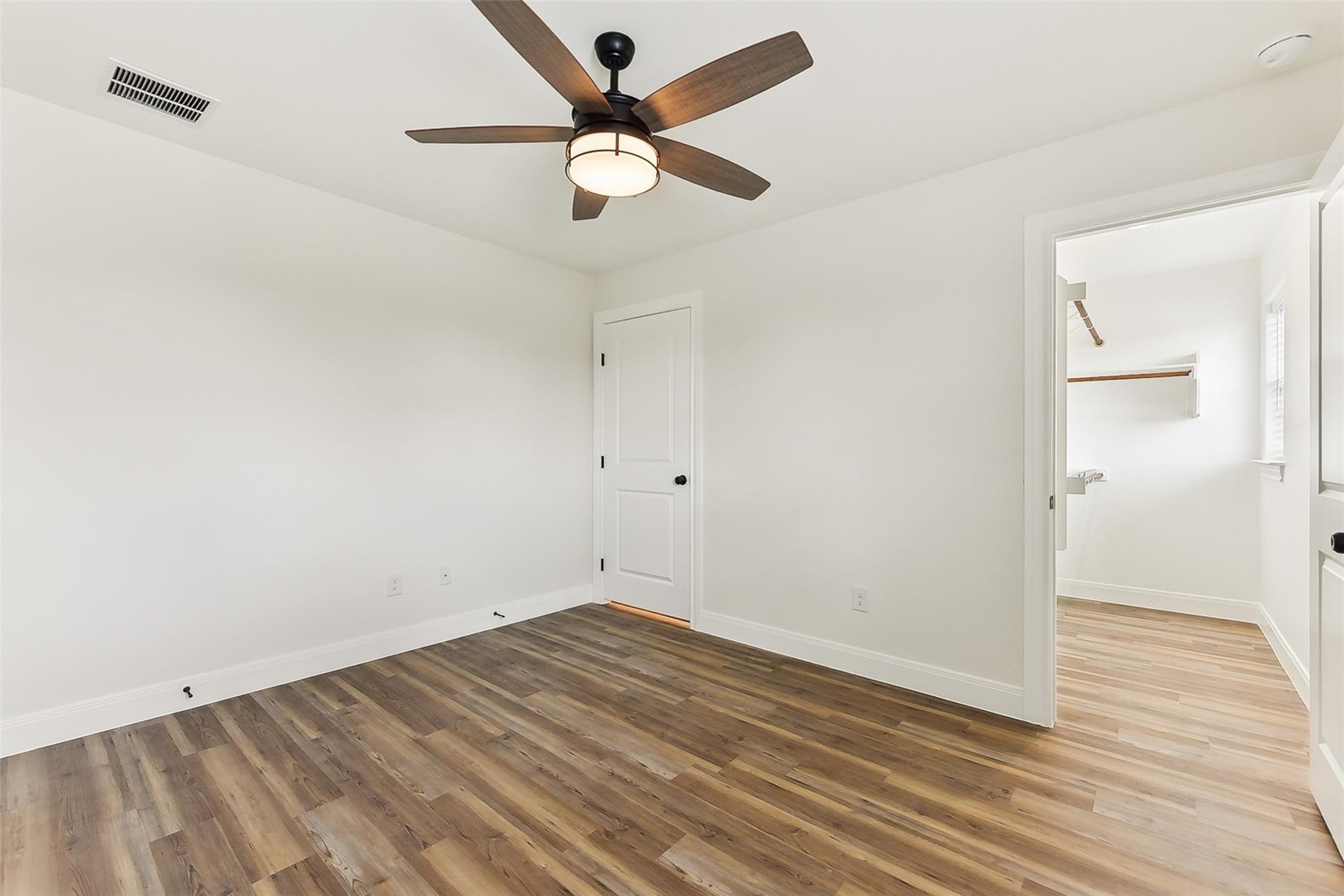 112 Callie St, Smithville, TX 78957