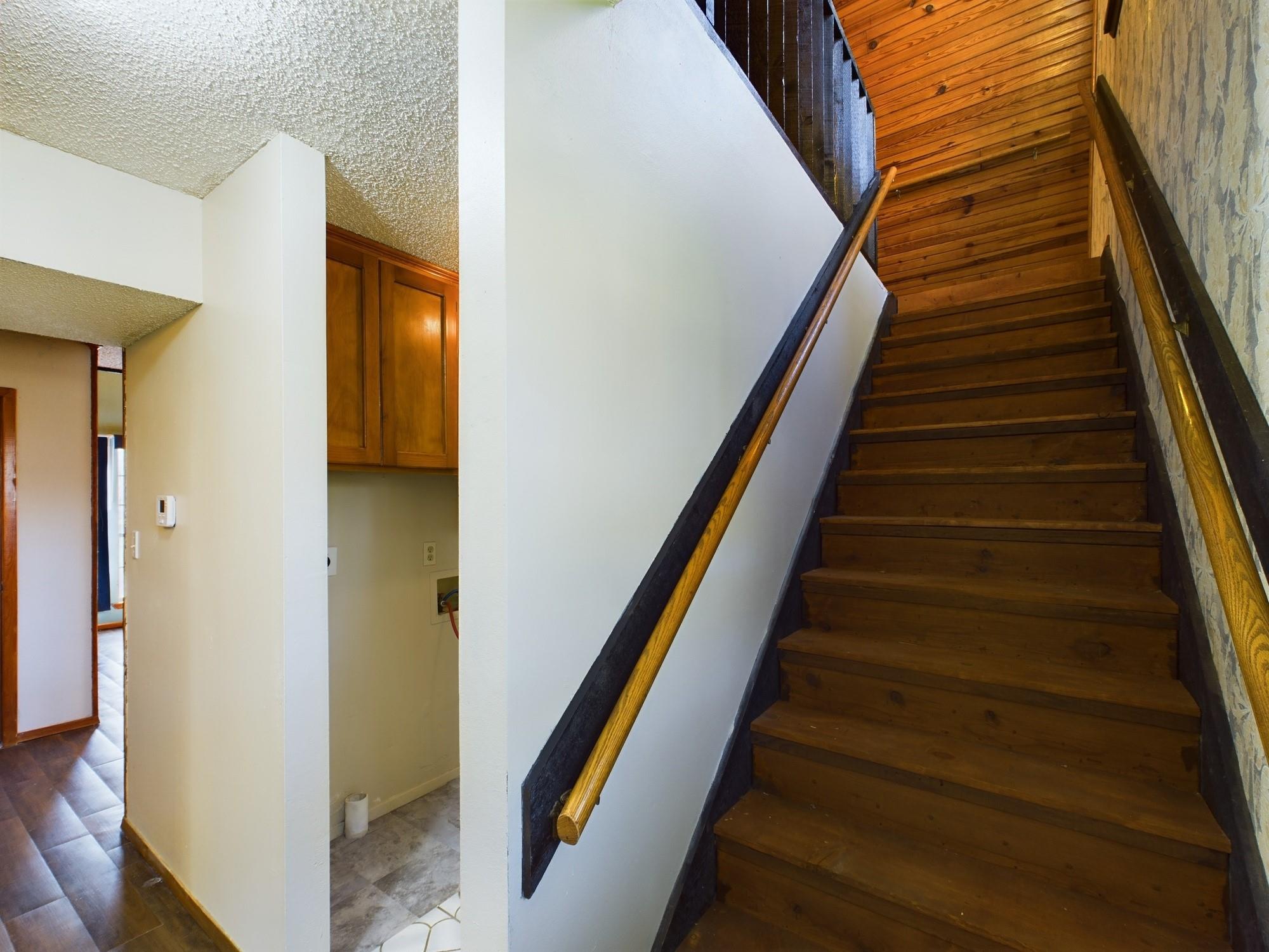 569 N Berry Ridge, Caldwell, TX 77836