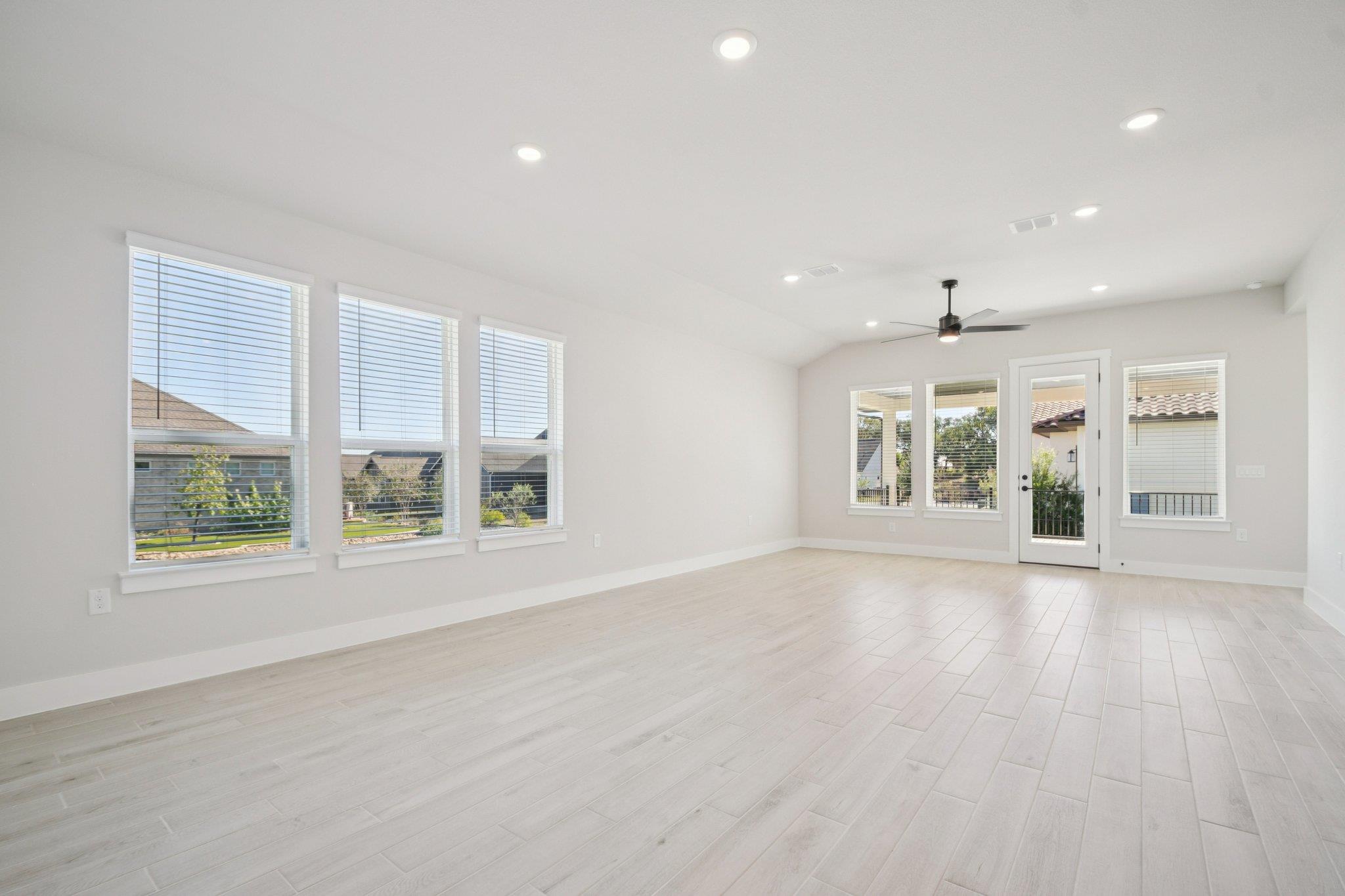 1505 Dancing Oak Ln, San Marcos, TX 78666