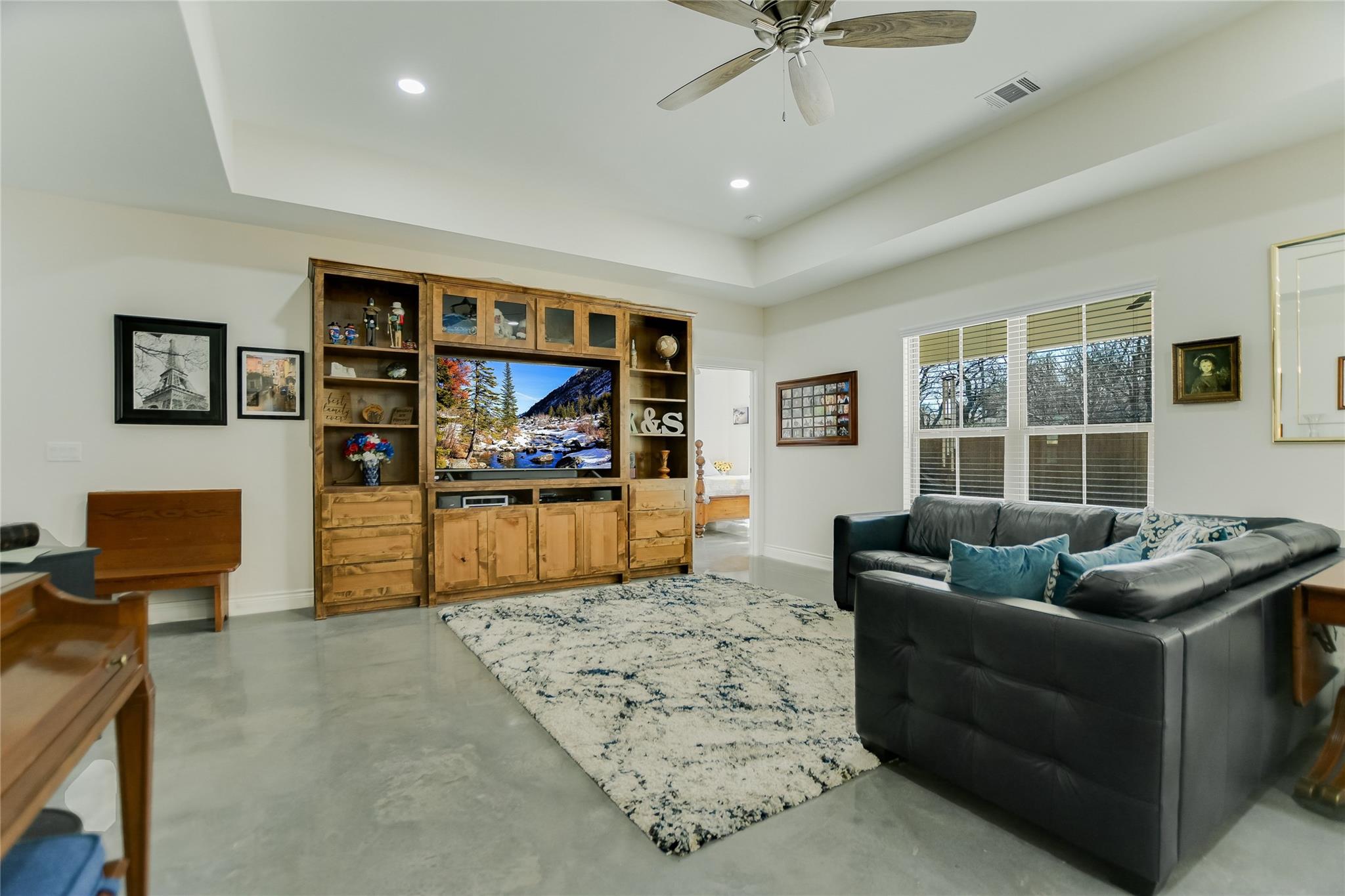 139 W Maple Dr, Marble Falls, TX 78654