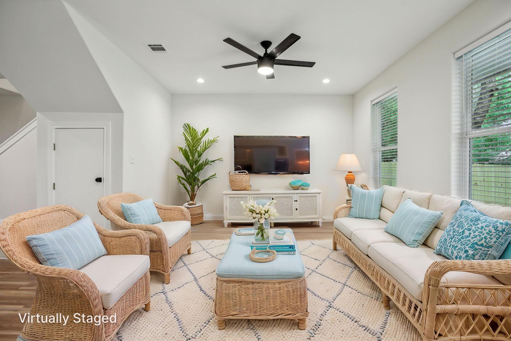 346 Webb St, Smithville, TX 78957