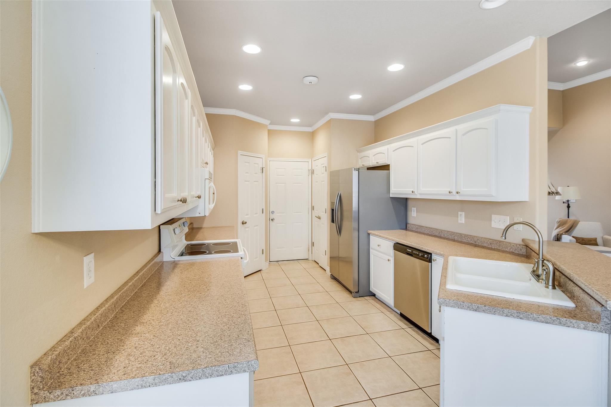 123 W Greenbriar Dr, Marble Falls, TX 78654
