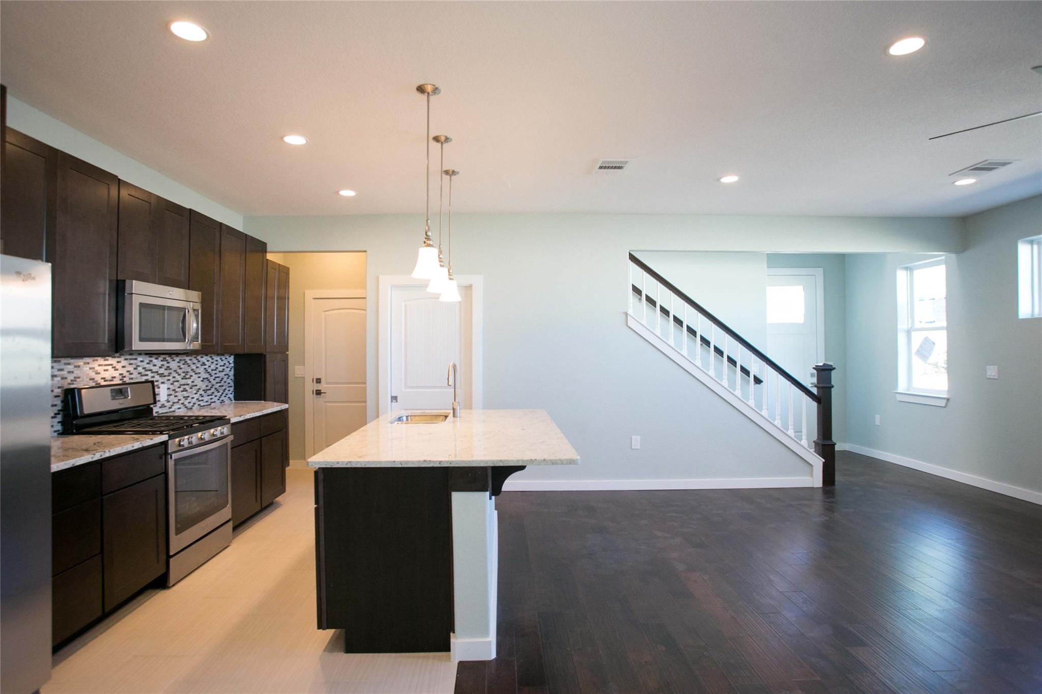 7811 Parliament Pl, Austin, TX 78759