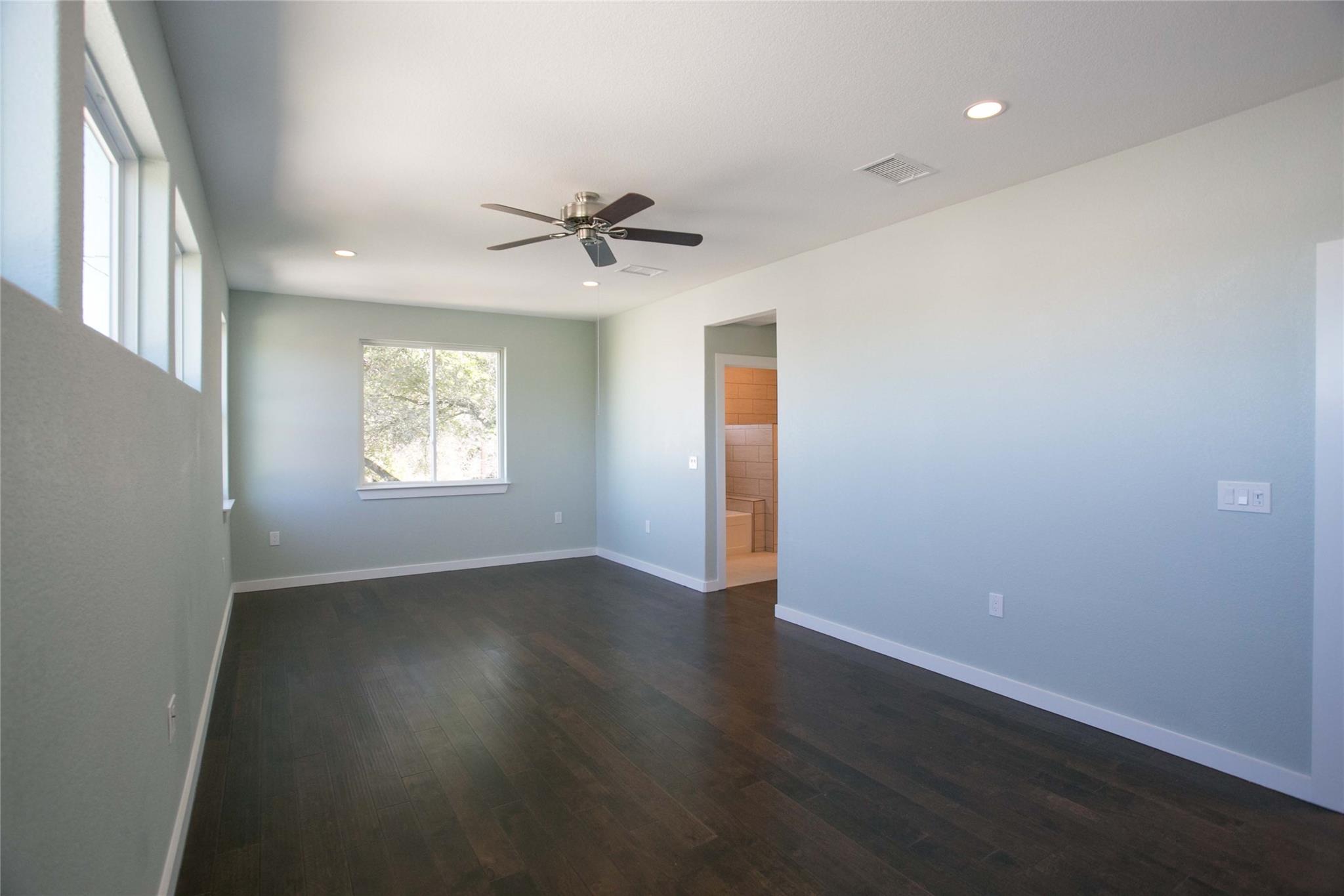 7811 Parliament Pl, Austin, TX 78759
