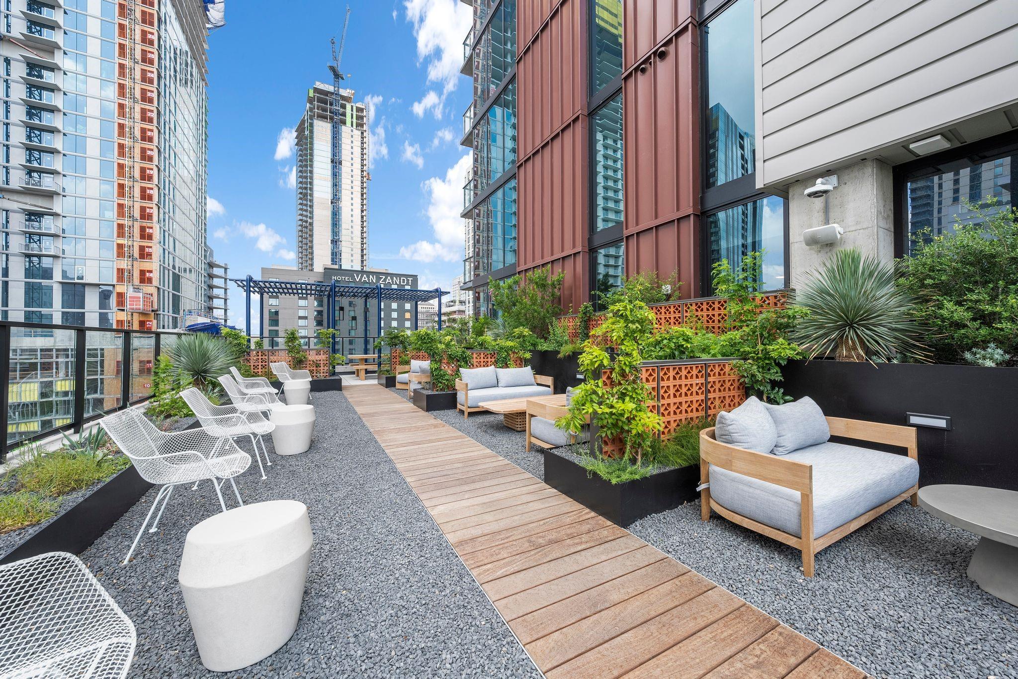 84 East Ave # 3206, Austin, TX 78701