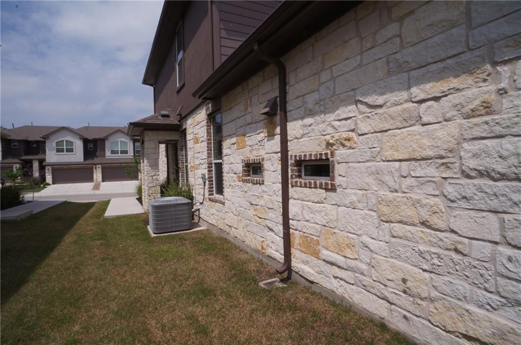 409 Epiphany Ln, Pflugerville, TX 78660