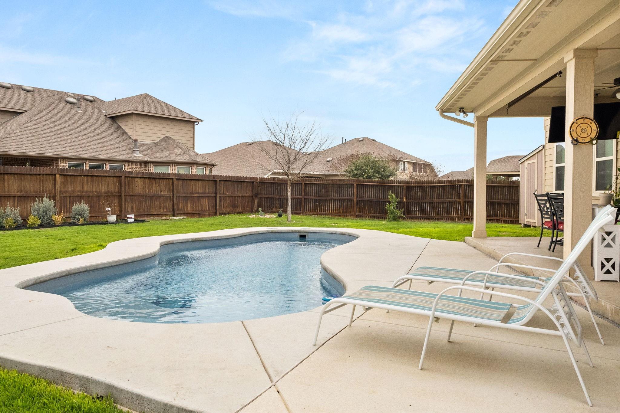 612 Ridgemeadow Dr, New Braunfels, TX 78130