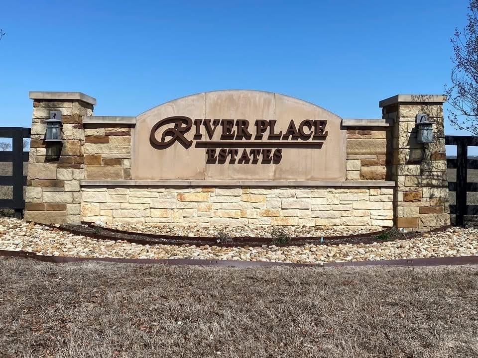 105 River Valley Dr, Georgetown, TX 78626