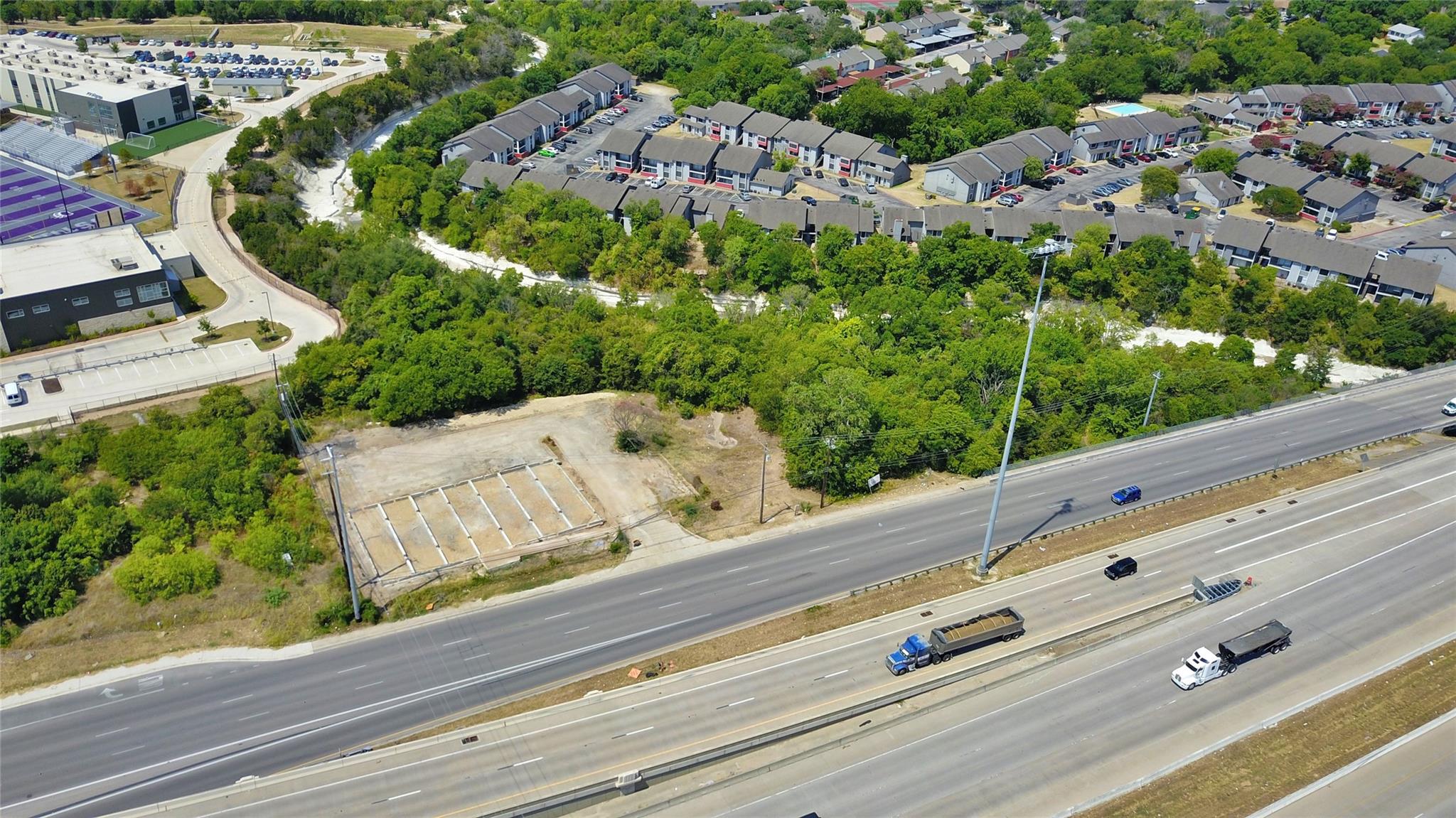 2215 E Anderson Ln, Austin, TX 78752