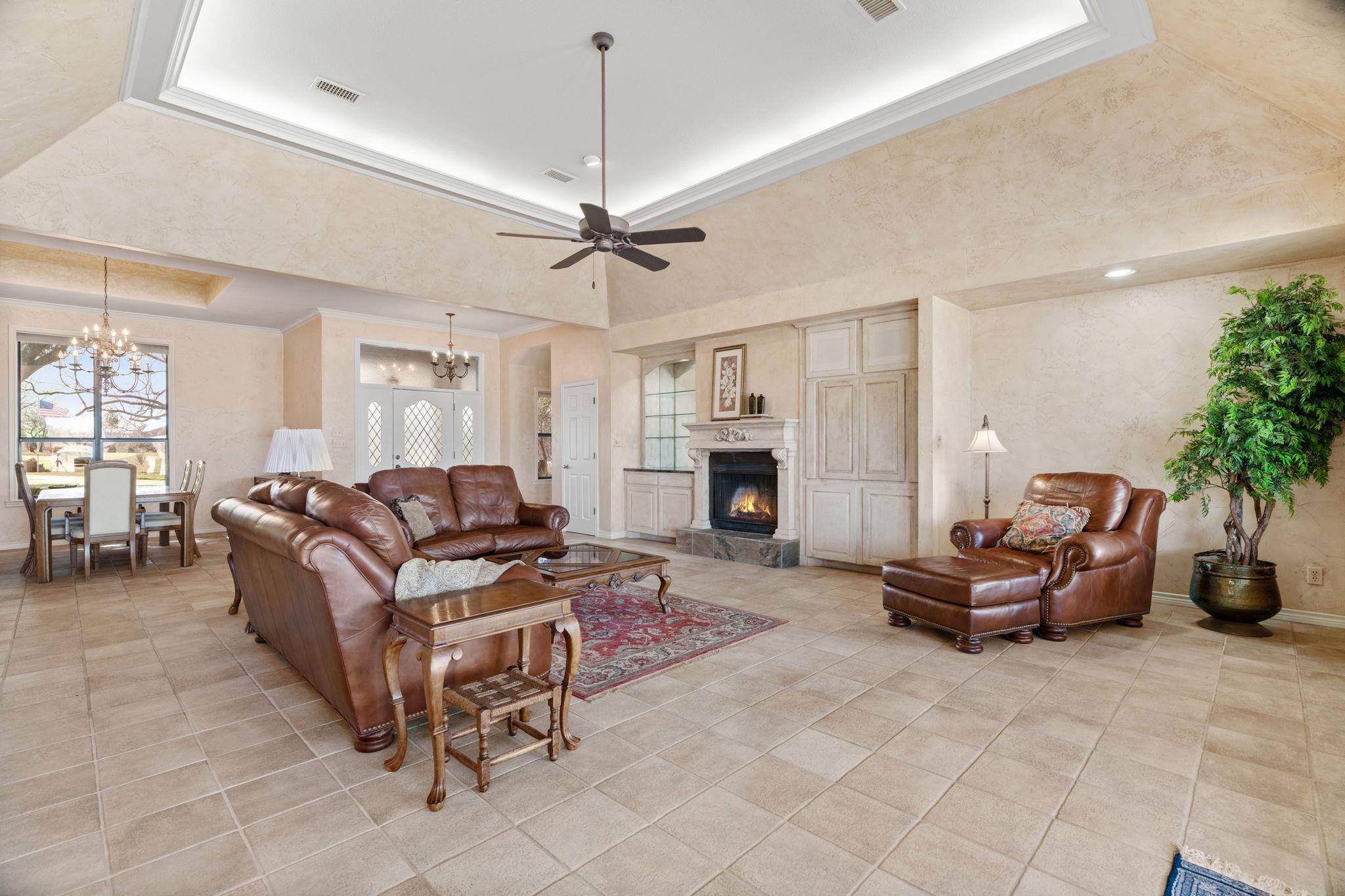 1306 Far West Rd, Horseshoe Bay, TX 78657