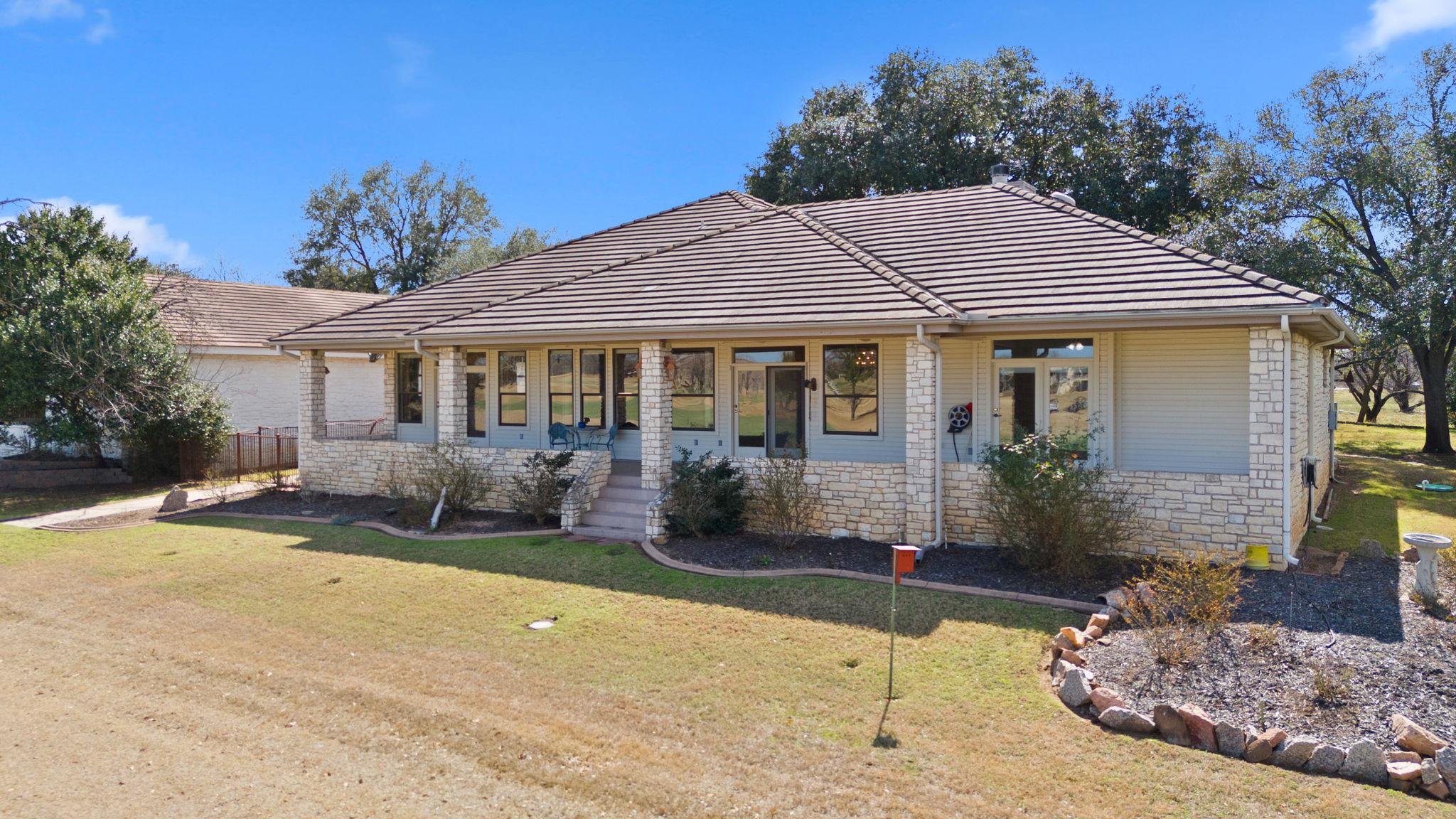 1306 Far West Rd, Horseshoe Bay, TX 78657