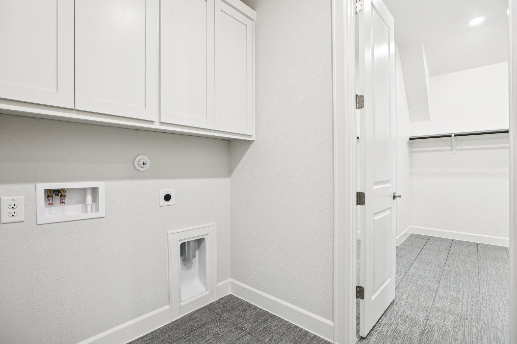 1520 Dancing Oak Ln, San Marcos, TX 78666