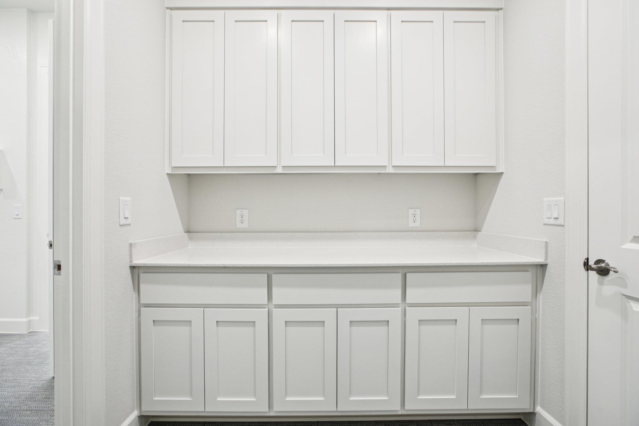 1520 Dancing Oak Ln, San Marcos, TX 78666