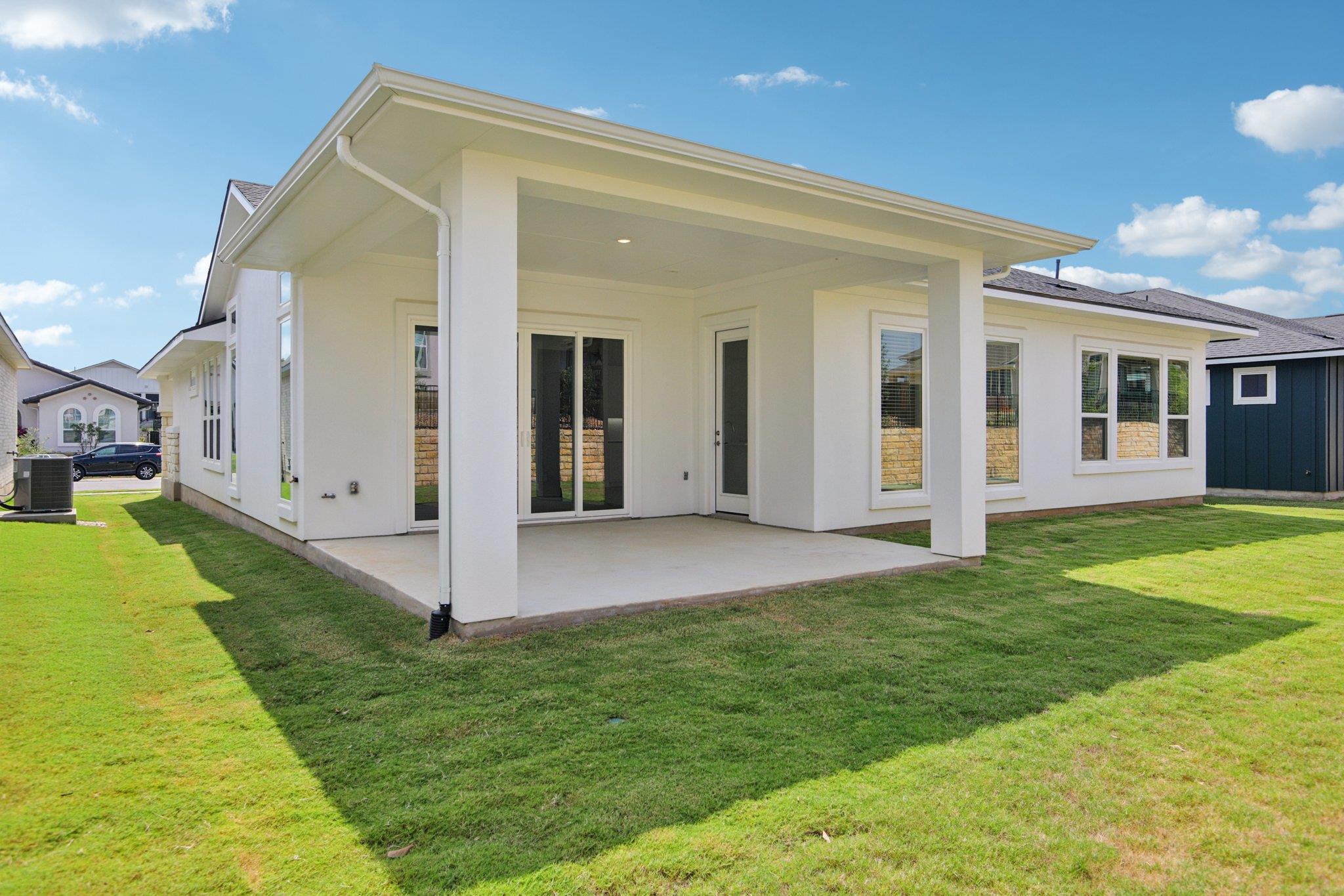 1520 Dancing Oak Ln, San Marcos, TX 78666