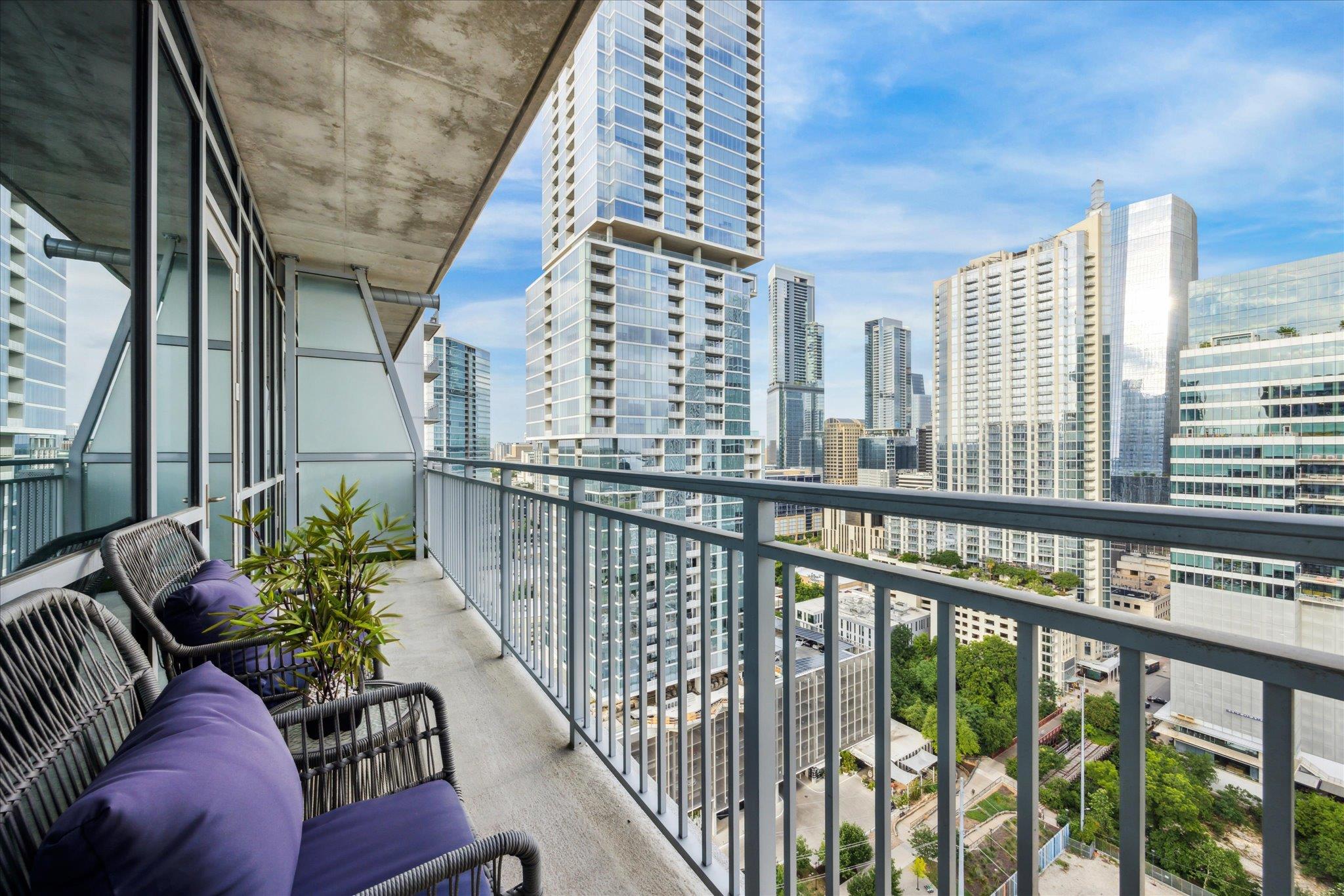 222 West Ave # 2403, Austin, TX 78701
