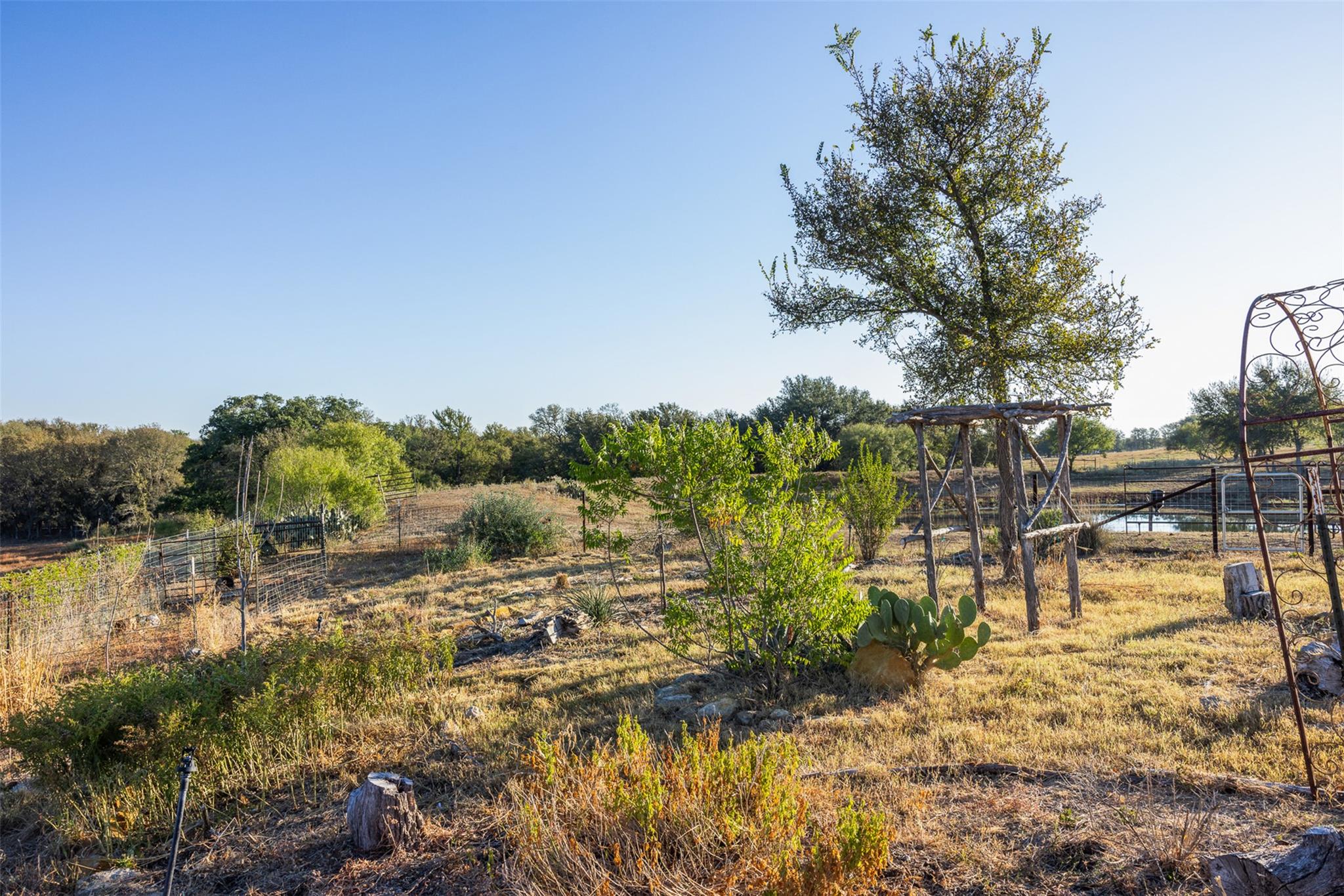 3270 Fm 671, Luling, TX 78648