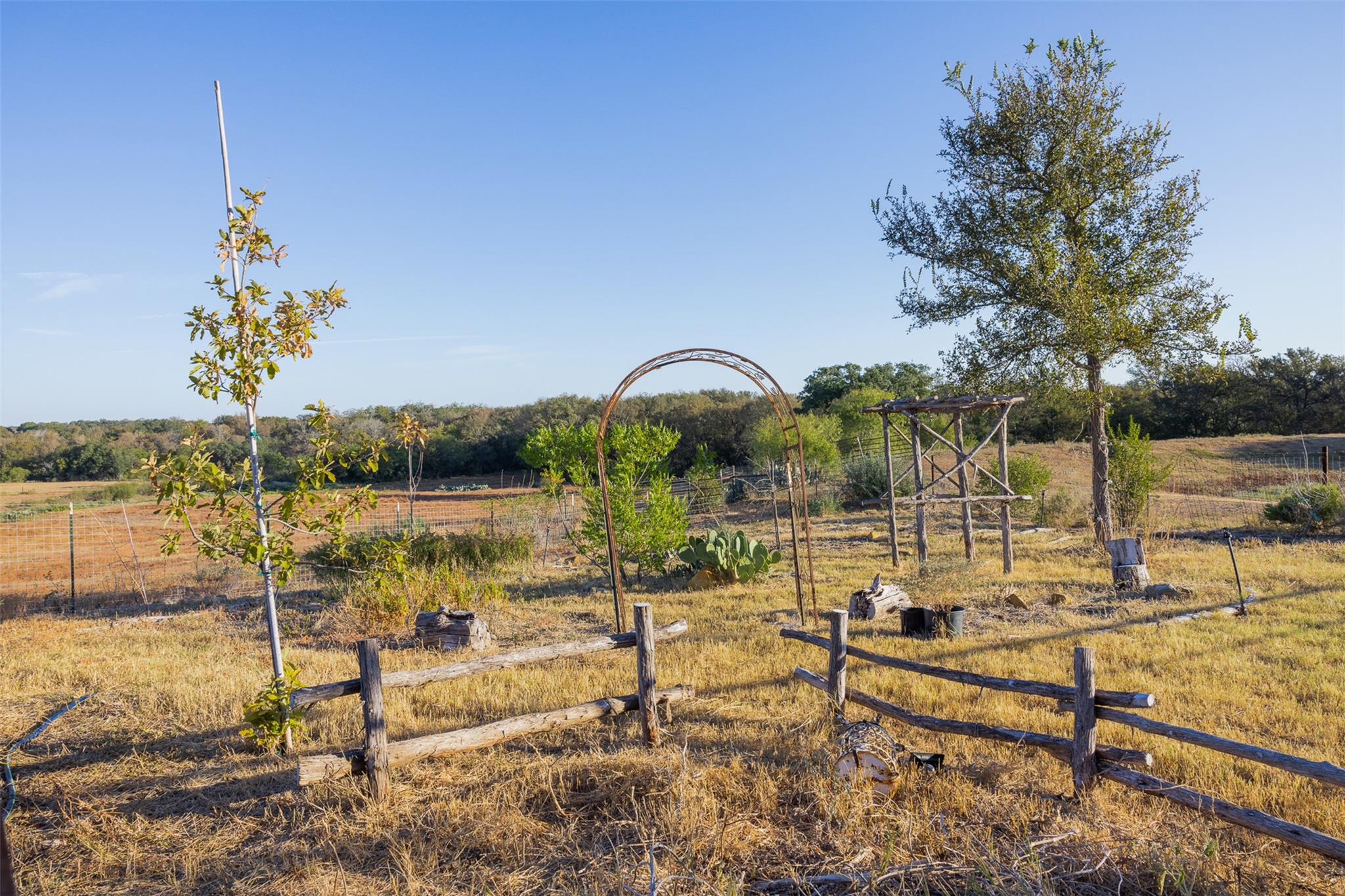 3270 Fm 671, Luling, TX 78648