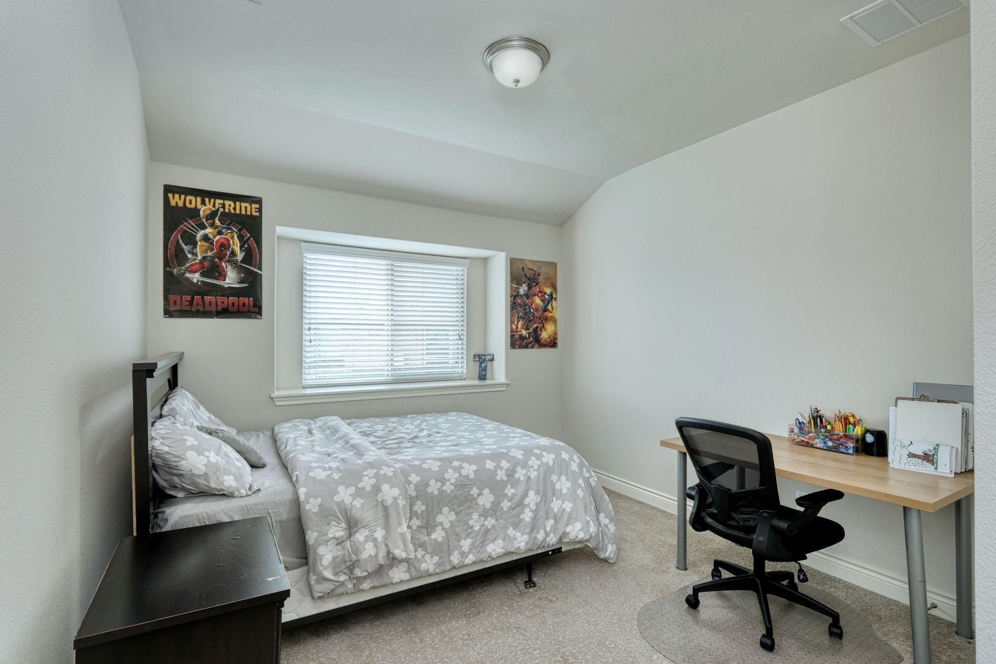 129 Limerick Cv, Hutto, TX 78634