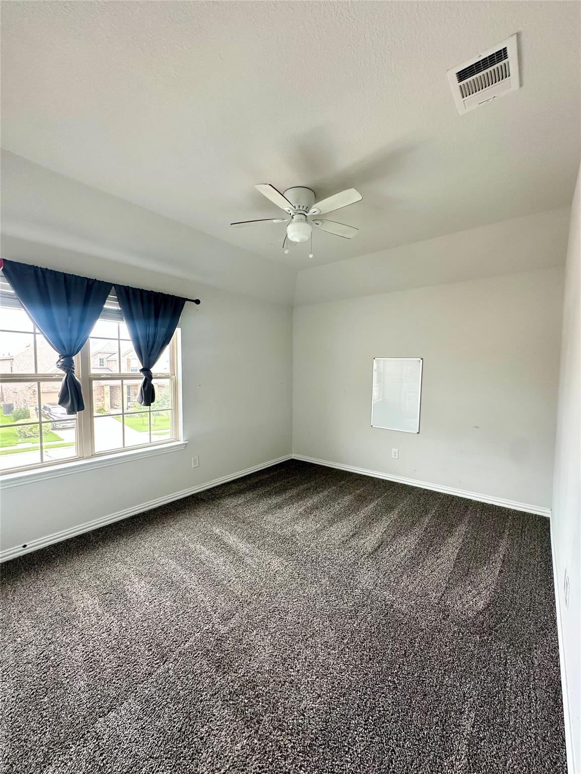 5864 Bianca Dr, Round Rock, TX 78665