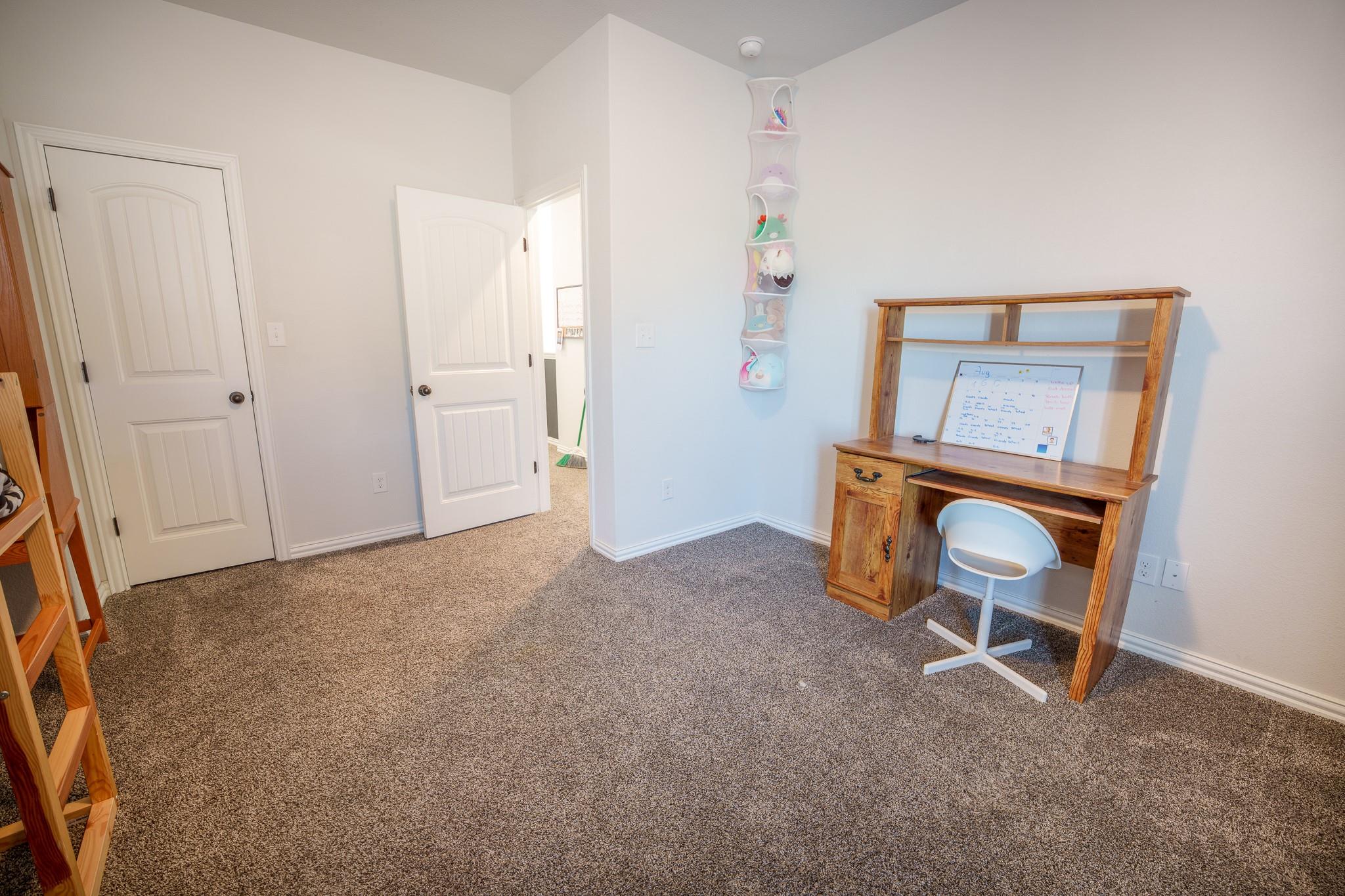 5864 Bianca Dr, Round Rock, TX 78665