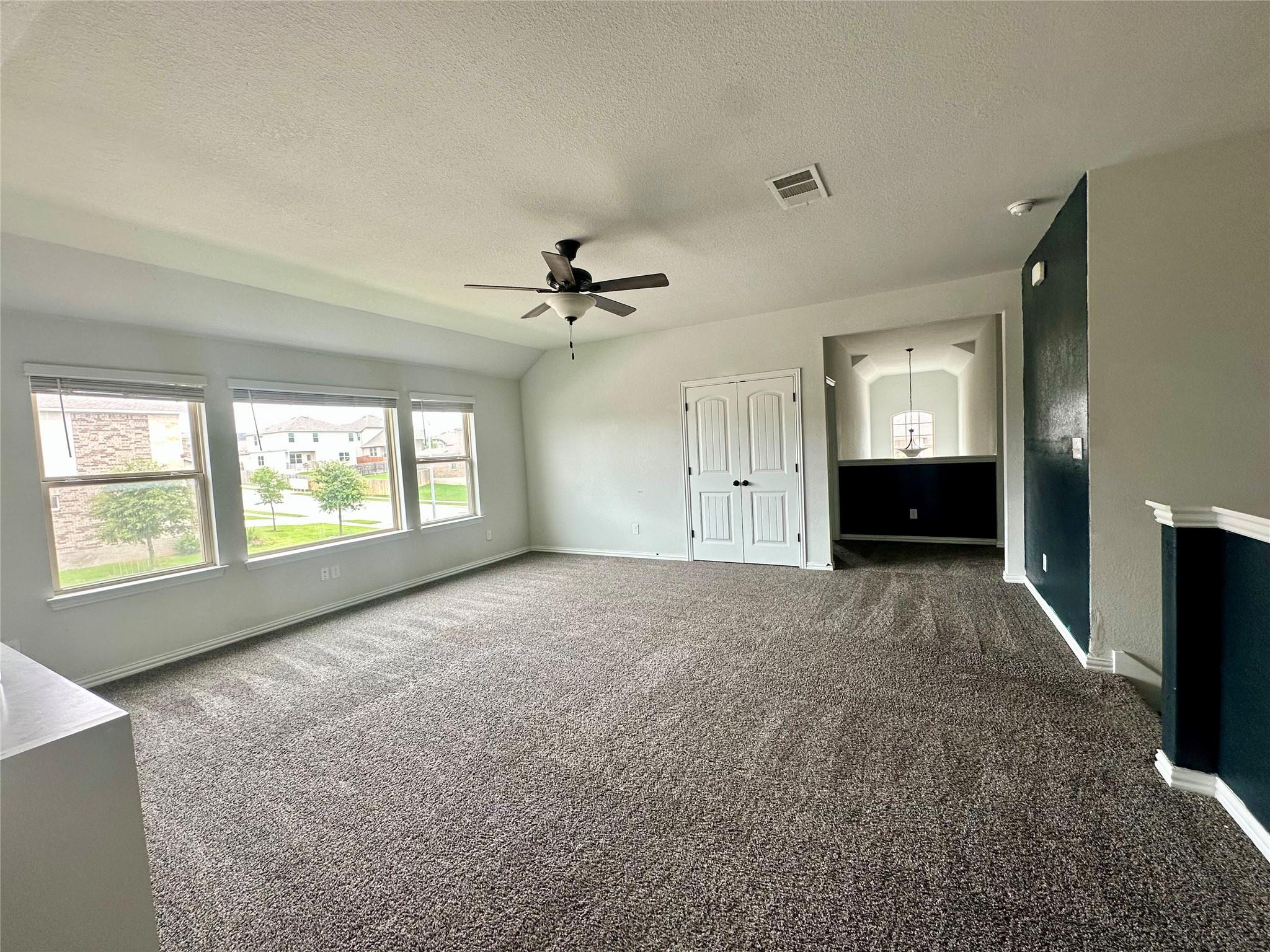 5864 Bianca Dr, Round Rock, TX 78665