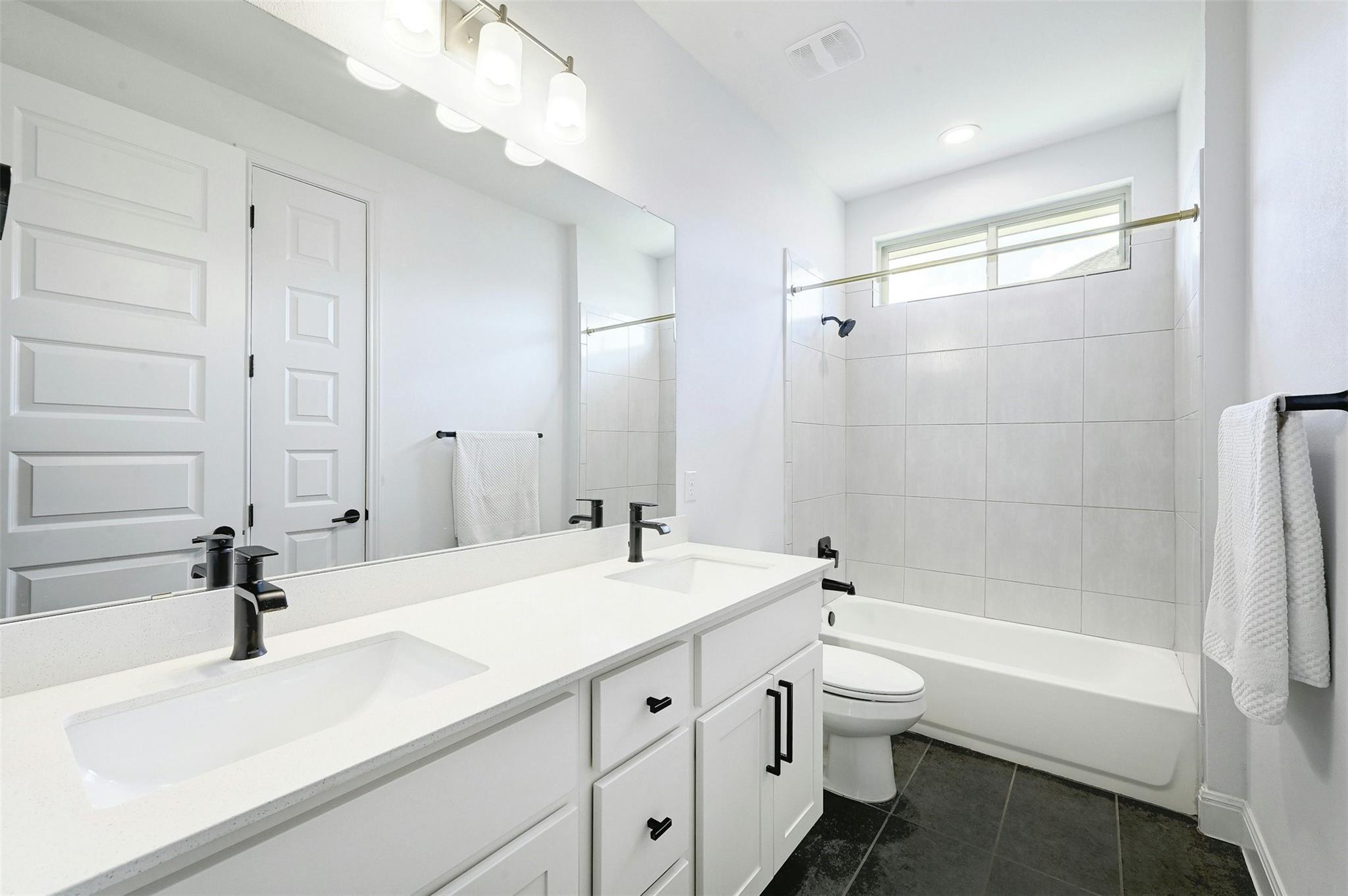 1635 Nature View Loop, Driftwood, TX 78619
