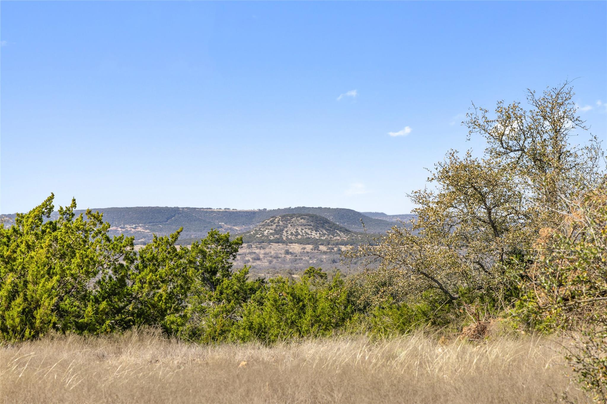9069 Ranch Road 1323 Rd, Fredericksburg, TX 78624