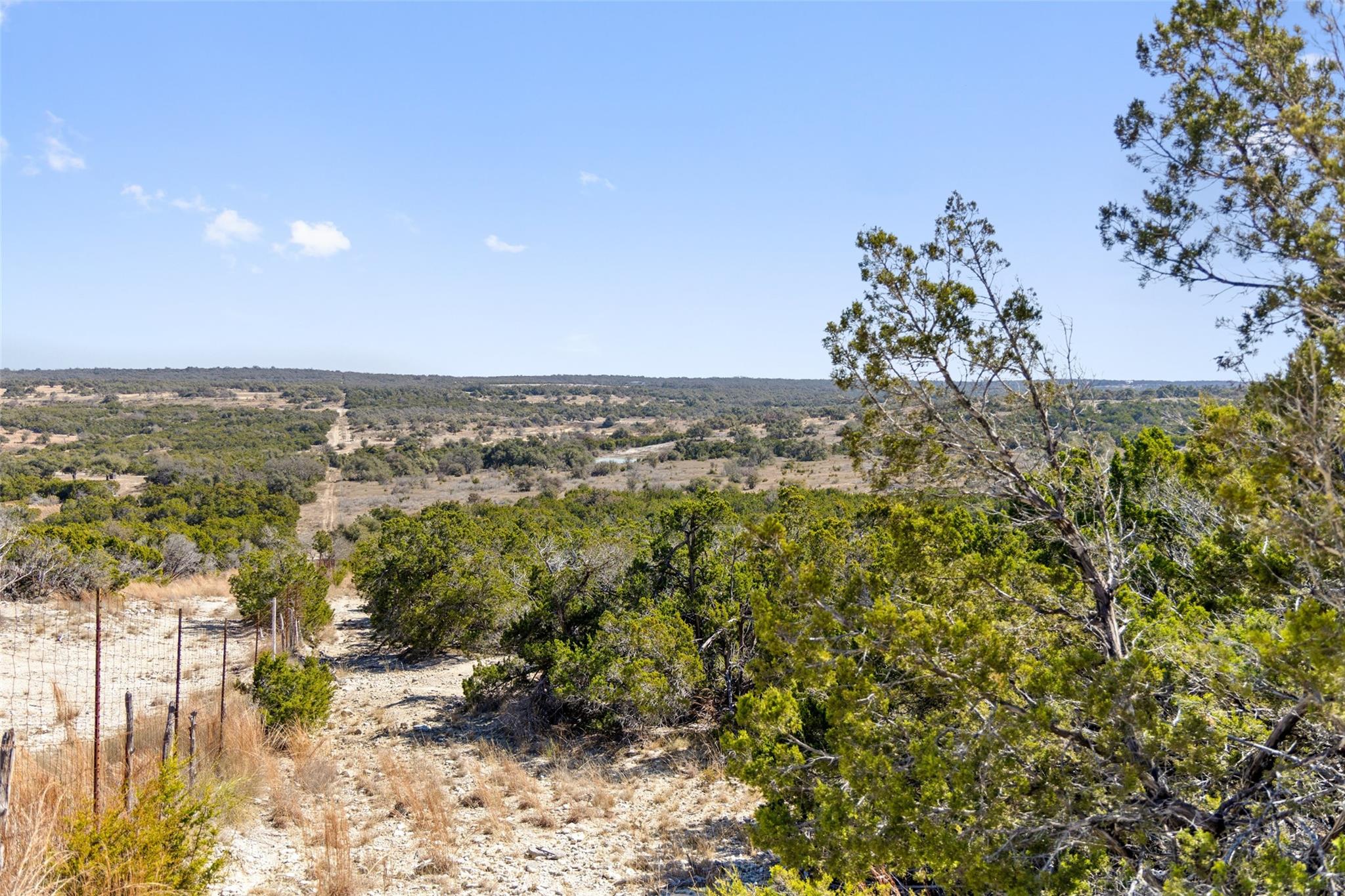 9069 Ranch Road 1323 Rd, Fredericksburg, TX 78624