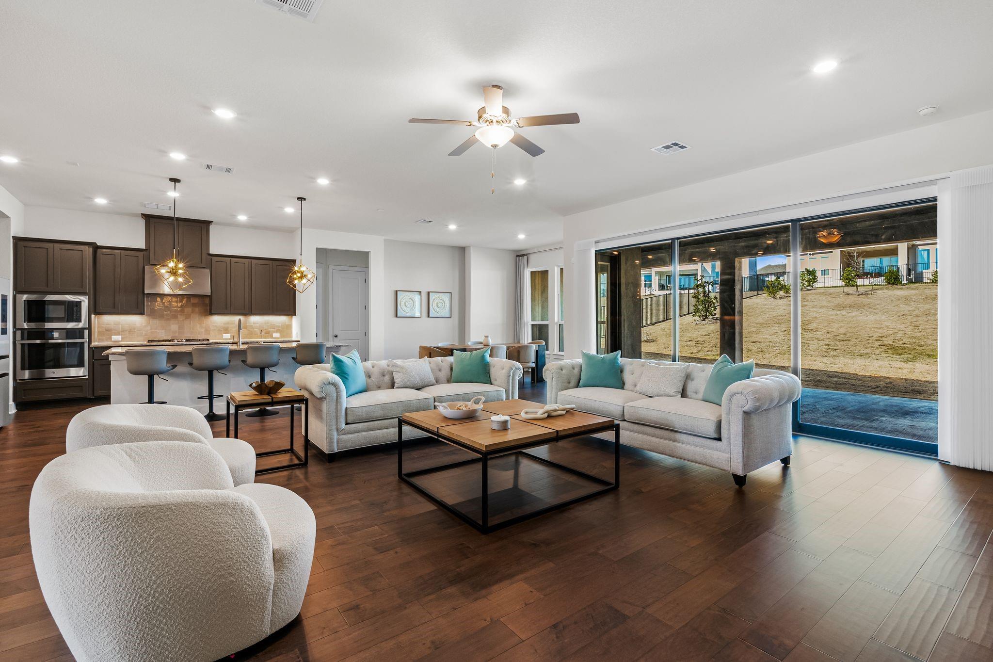 921 Trevi Fontana Dr, Leander, TX 78641