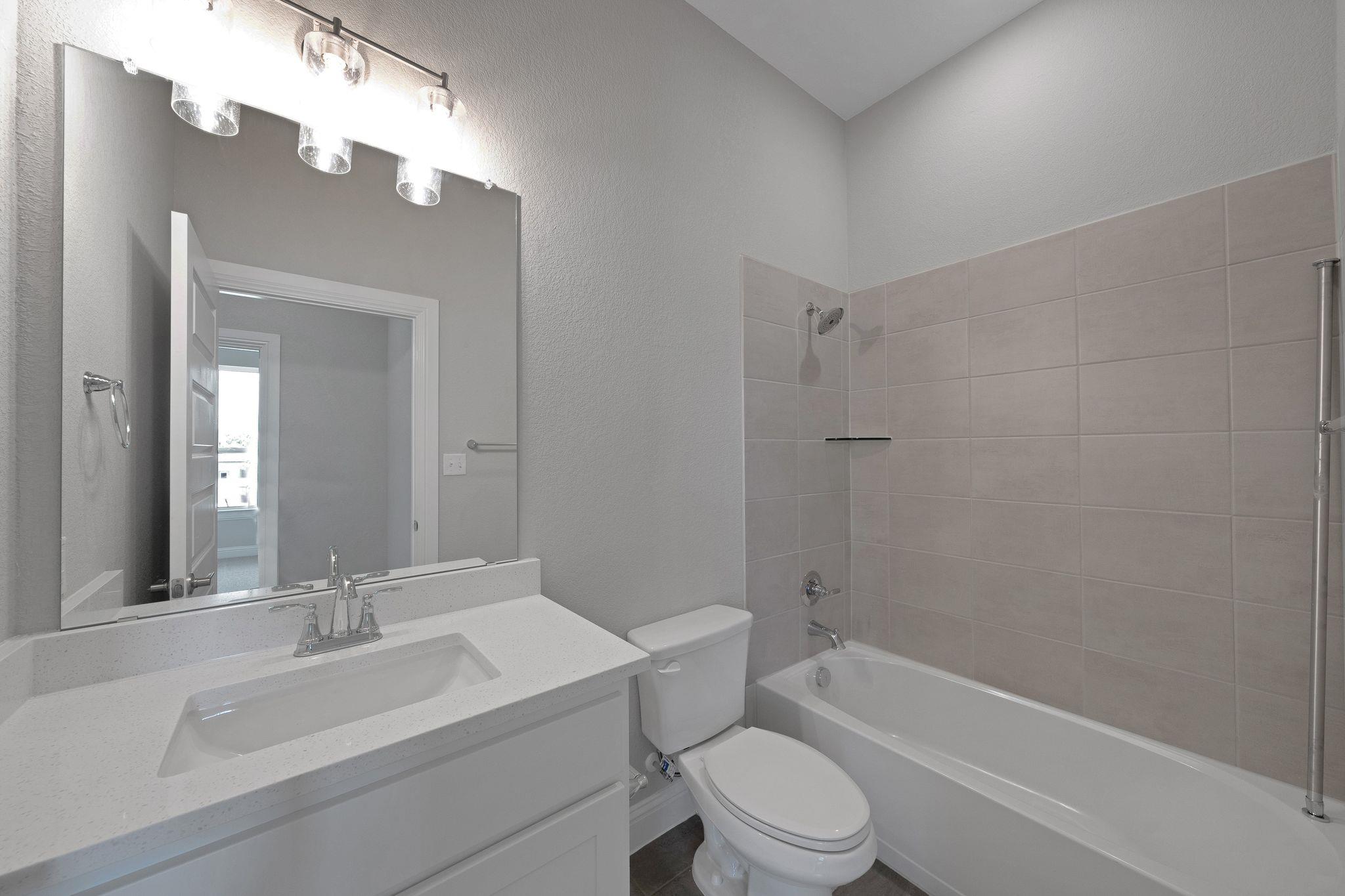 216 Crescent Heights Dr, Georgetown, TX 78628