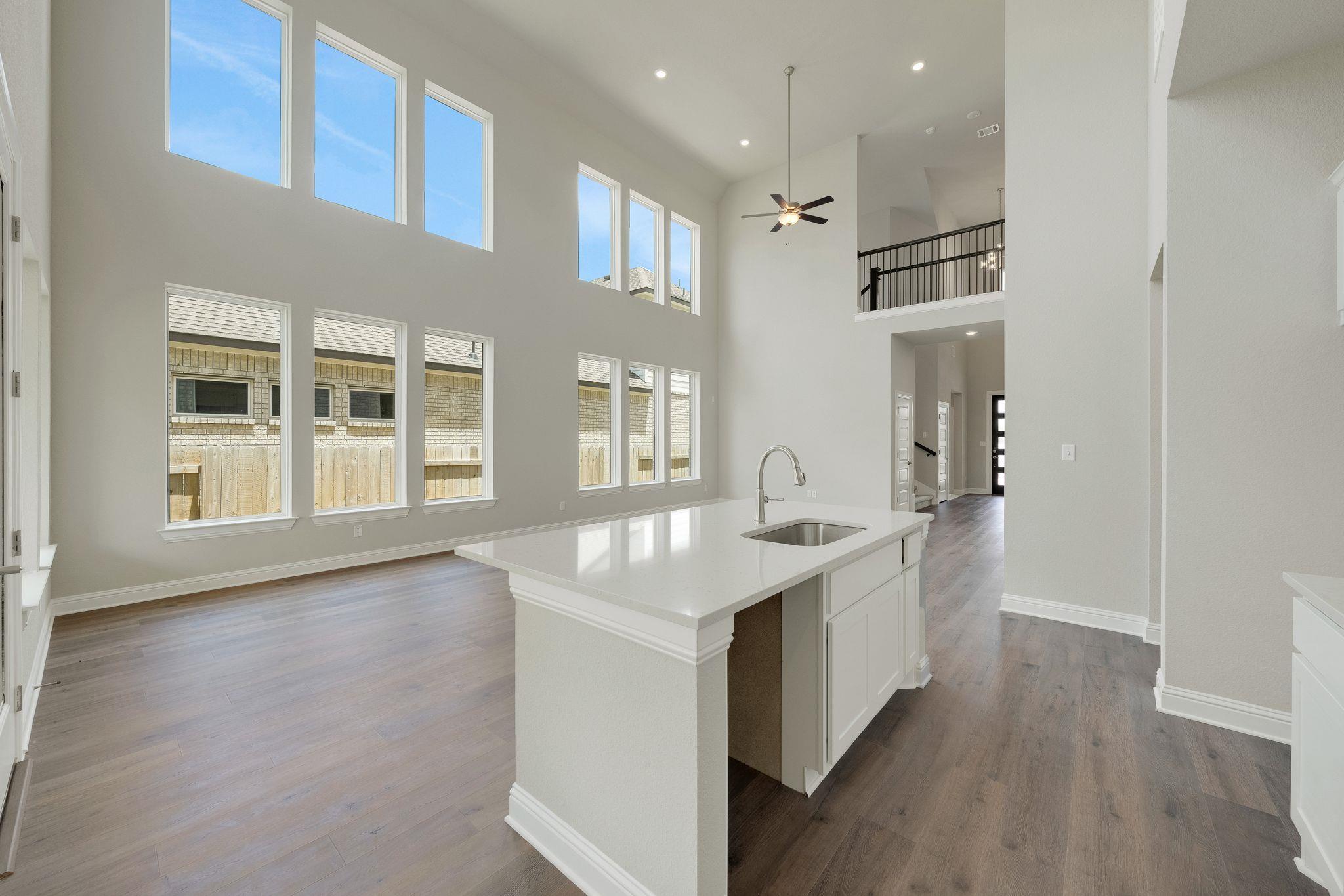 216 Crescent Heights Dr, Georgetown, TX 78628