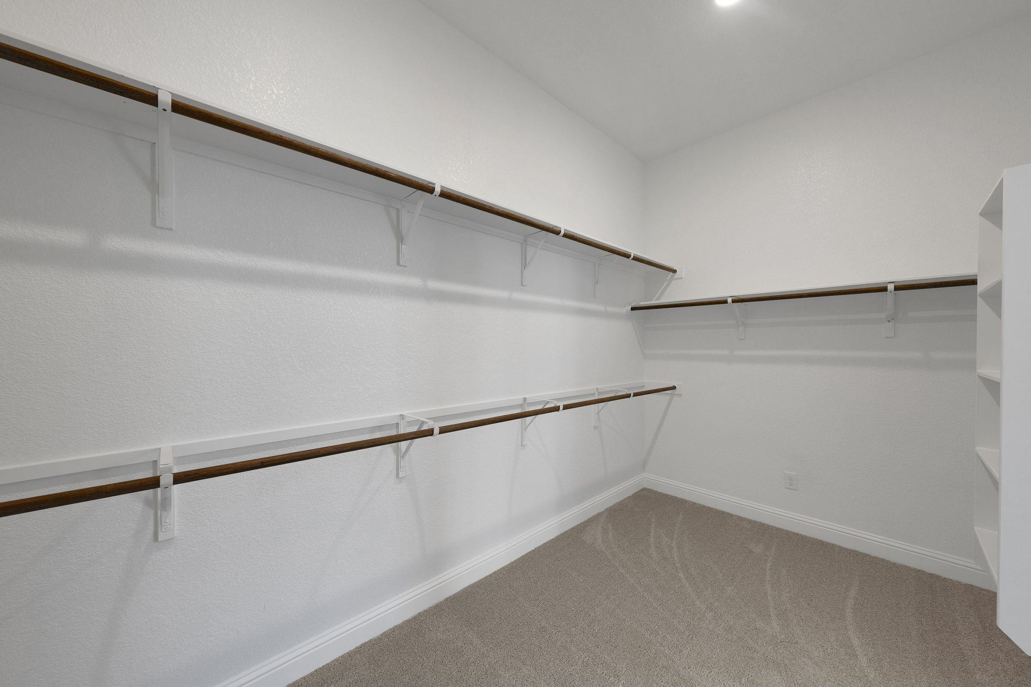 216 Crescent Heights Dr, Georgetown, TX 78628