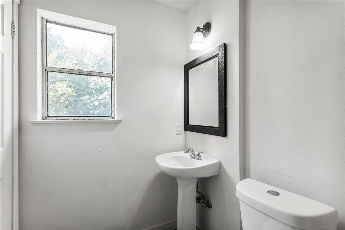 1307 Meadgreen Dr, Austin, TX 78758